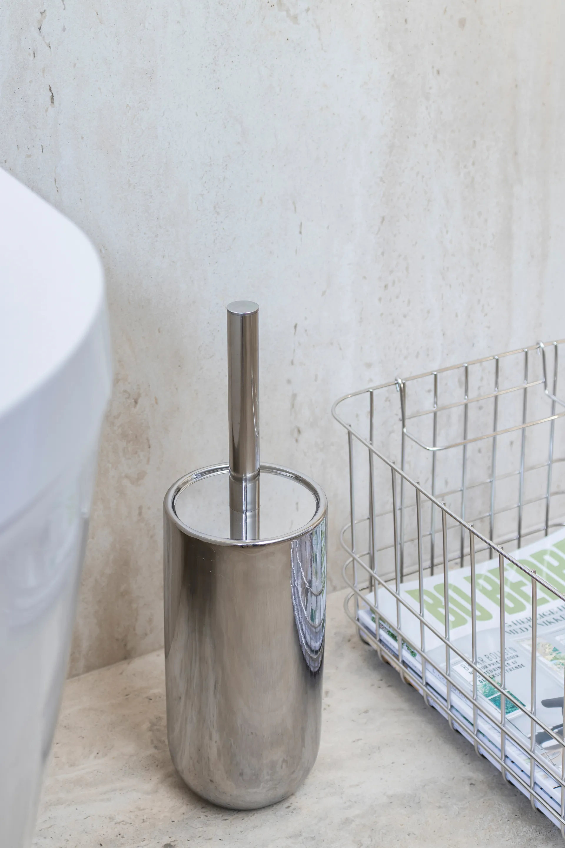 Lotus ceramic toilet brush, Chrome Mette Ditmer