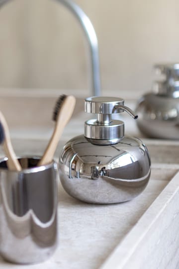 Lotus soap dispenser low - Chrome - Mette Ditmer