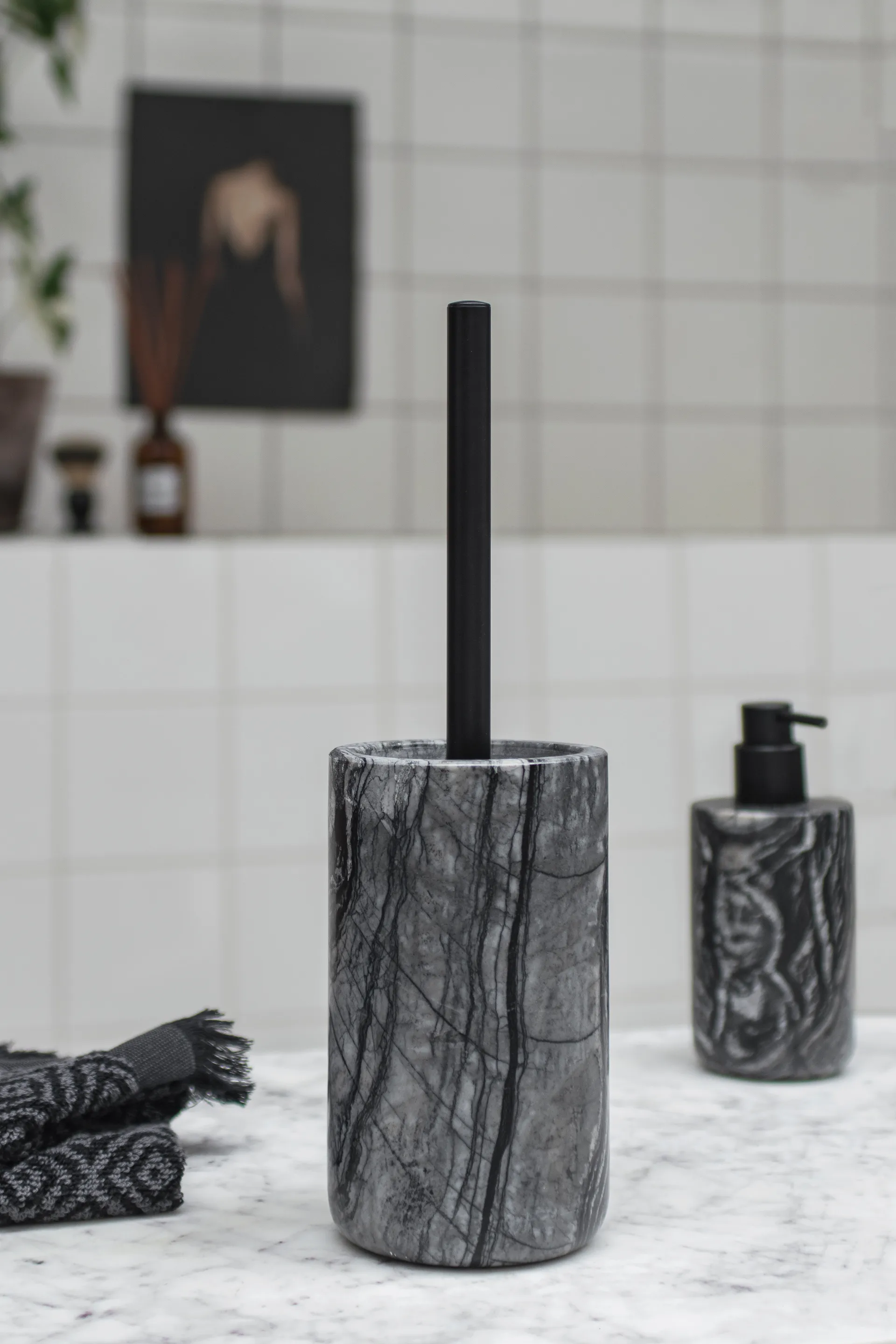 Marble toilet brush 36 cm, Black-Grey Mette Ditmer