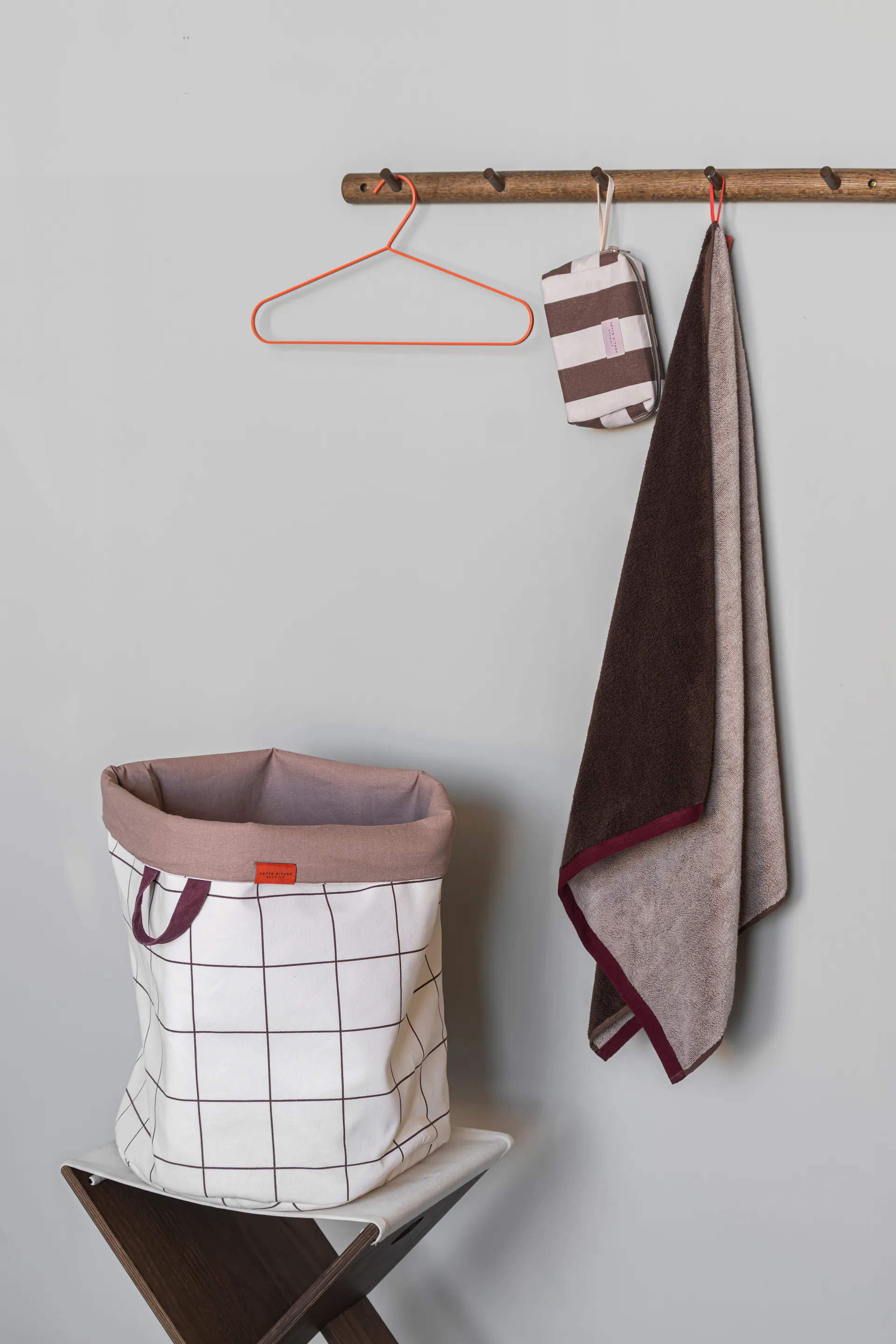 Mesh laundry basket Ø40x50 cm, Brown-Off-white Mette Ditmer