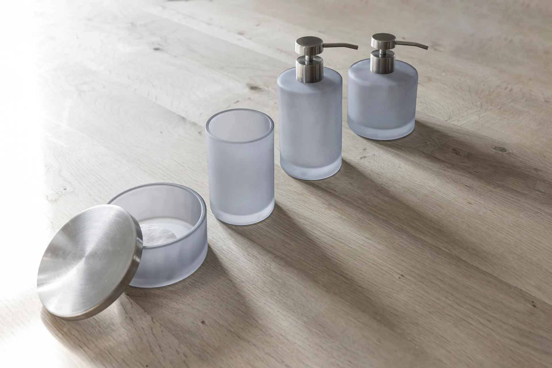 Modest jar with lid Ø10.5 cm, Dove blue Mette Ditmer