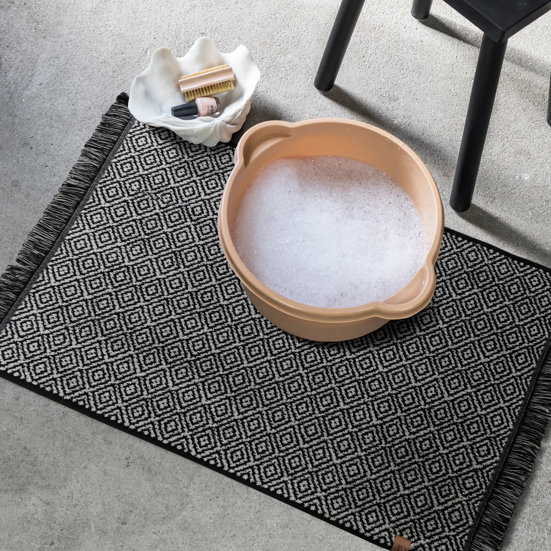 Morocco bathroom mat 50x80 cm, Black-white Mette Ditmer