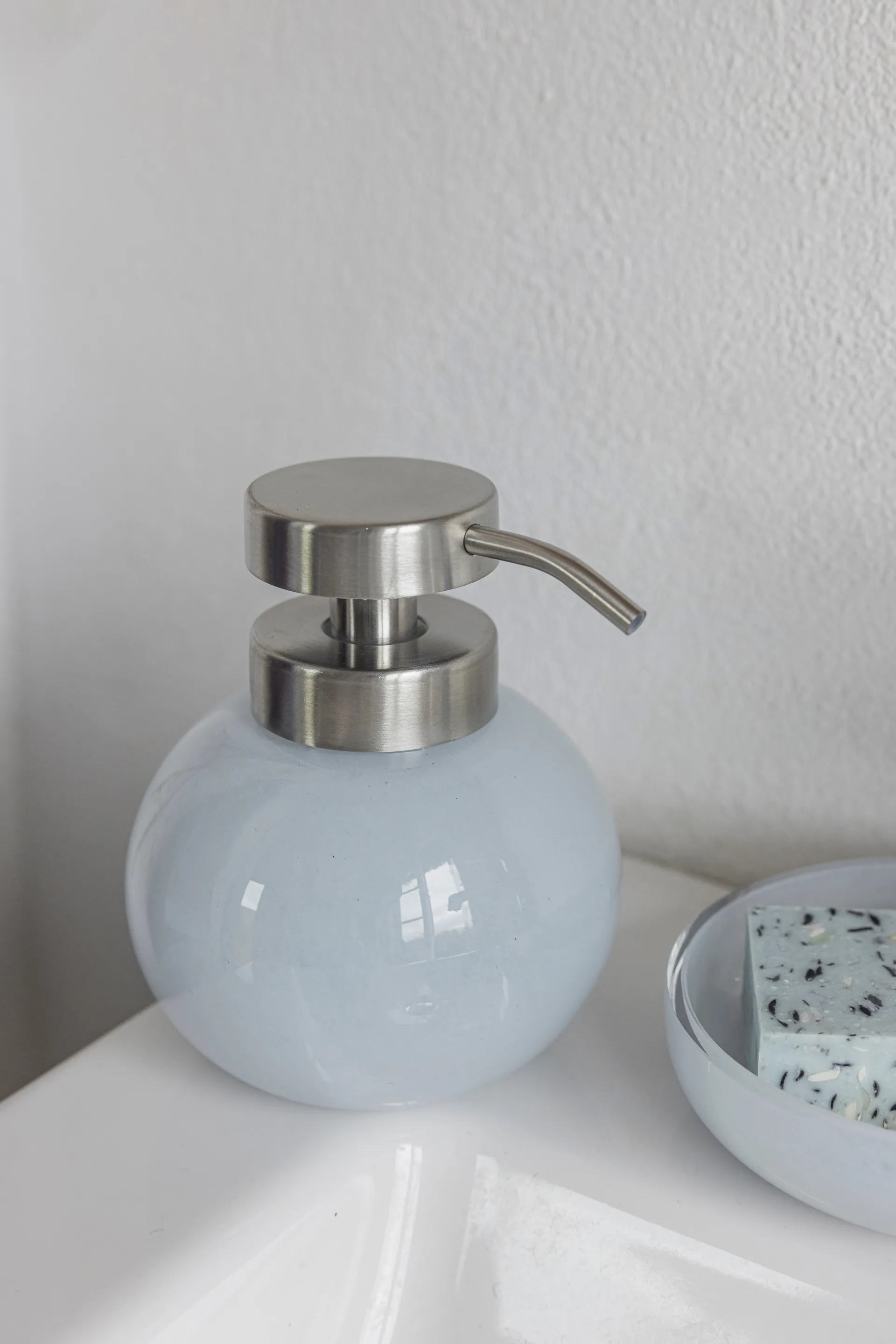 Opal soap dispenser, Light blue Mette Ditmer