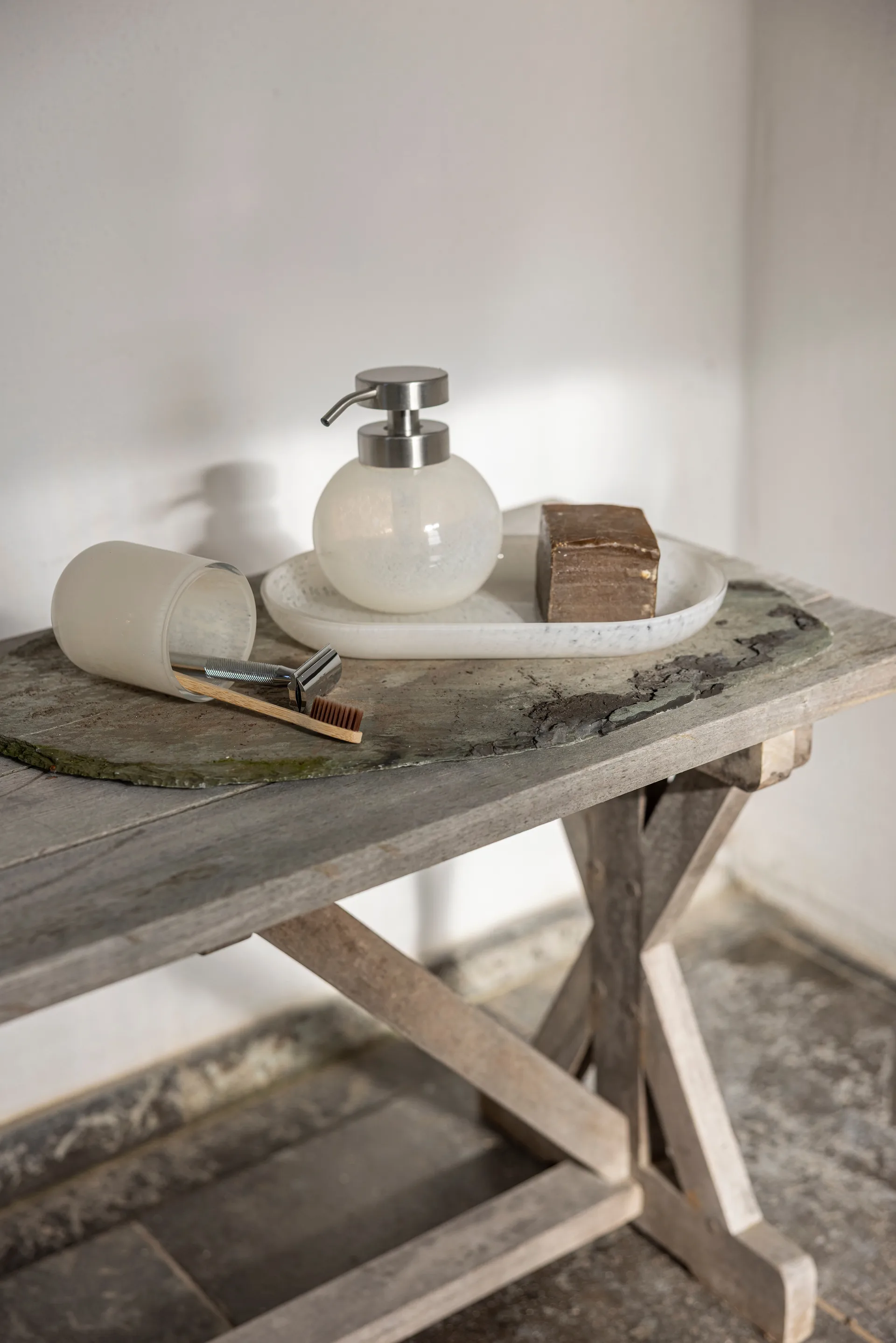 Opal tray, Linen, 14x25.5 cm Mette Ditmer