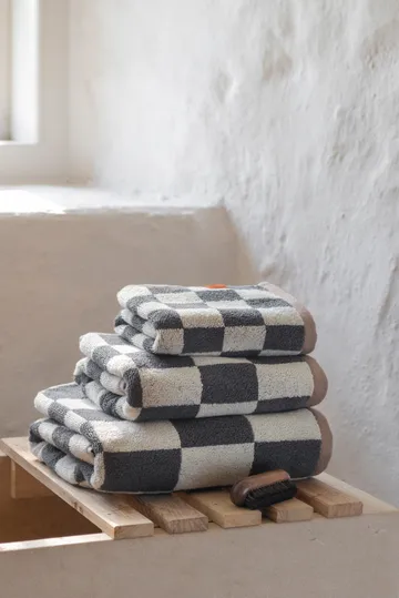 Retro towel - Dark grey, 70x133 cm - Mette Ditmer