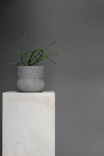 Stone flowerpot Ø17 cm - Grey - Mette Ditmer