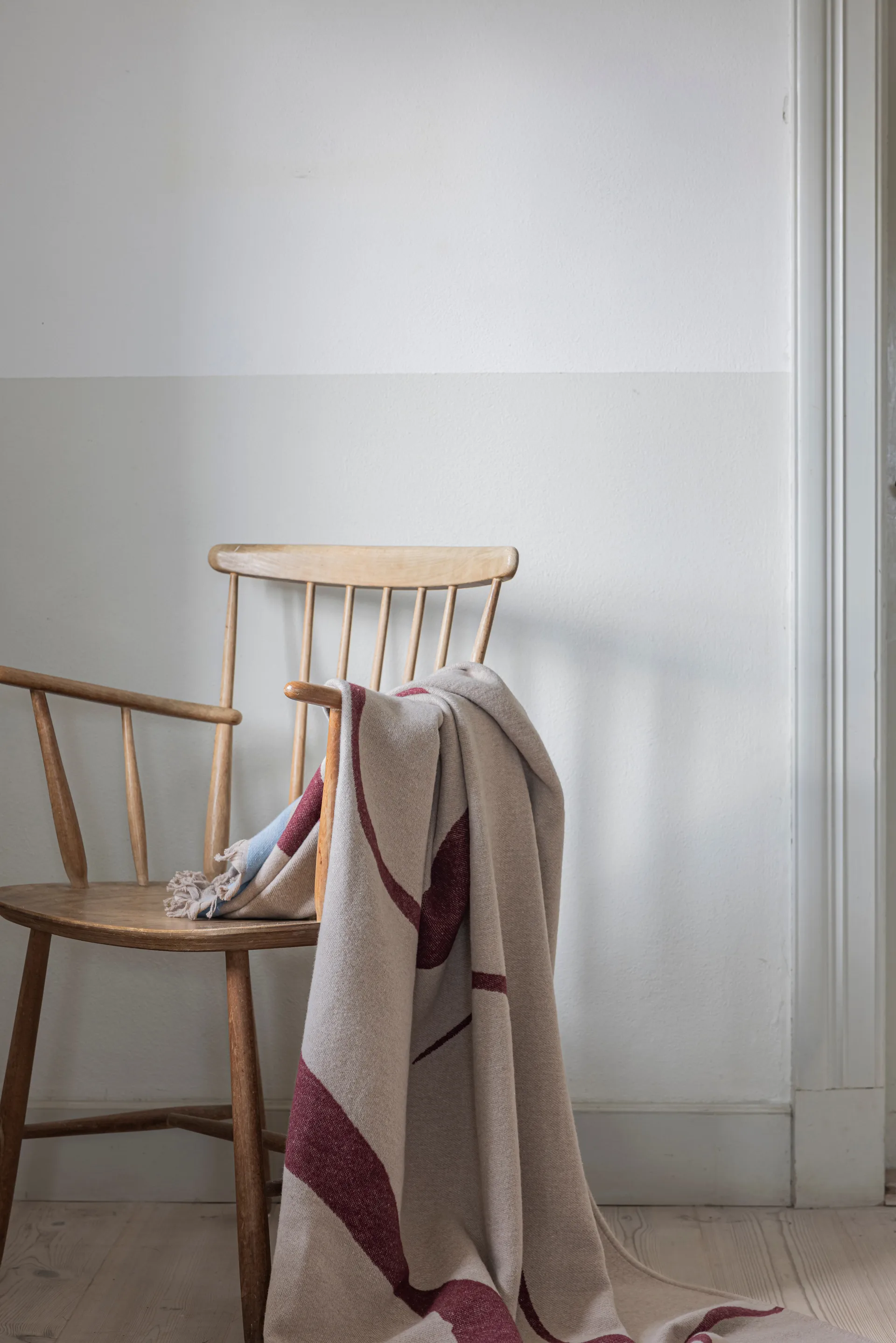 Studio throw blanket, Wine, 130x175 cm Mette Ditmer