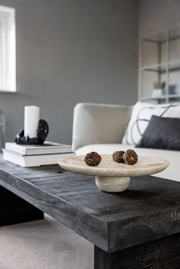 Travertine pedestal - Linen, Ø32x8.5 cm - Mette Ditmer