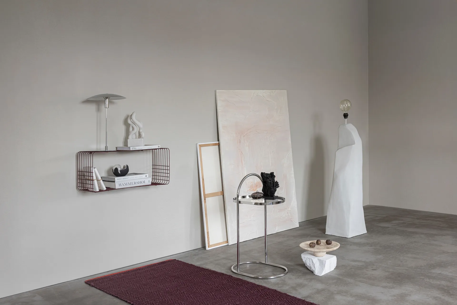 Travertine pedestal, Linen, Ø32x8.5 cm Mette Ditmer