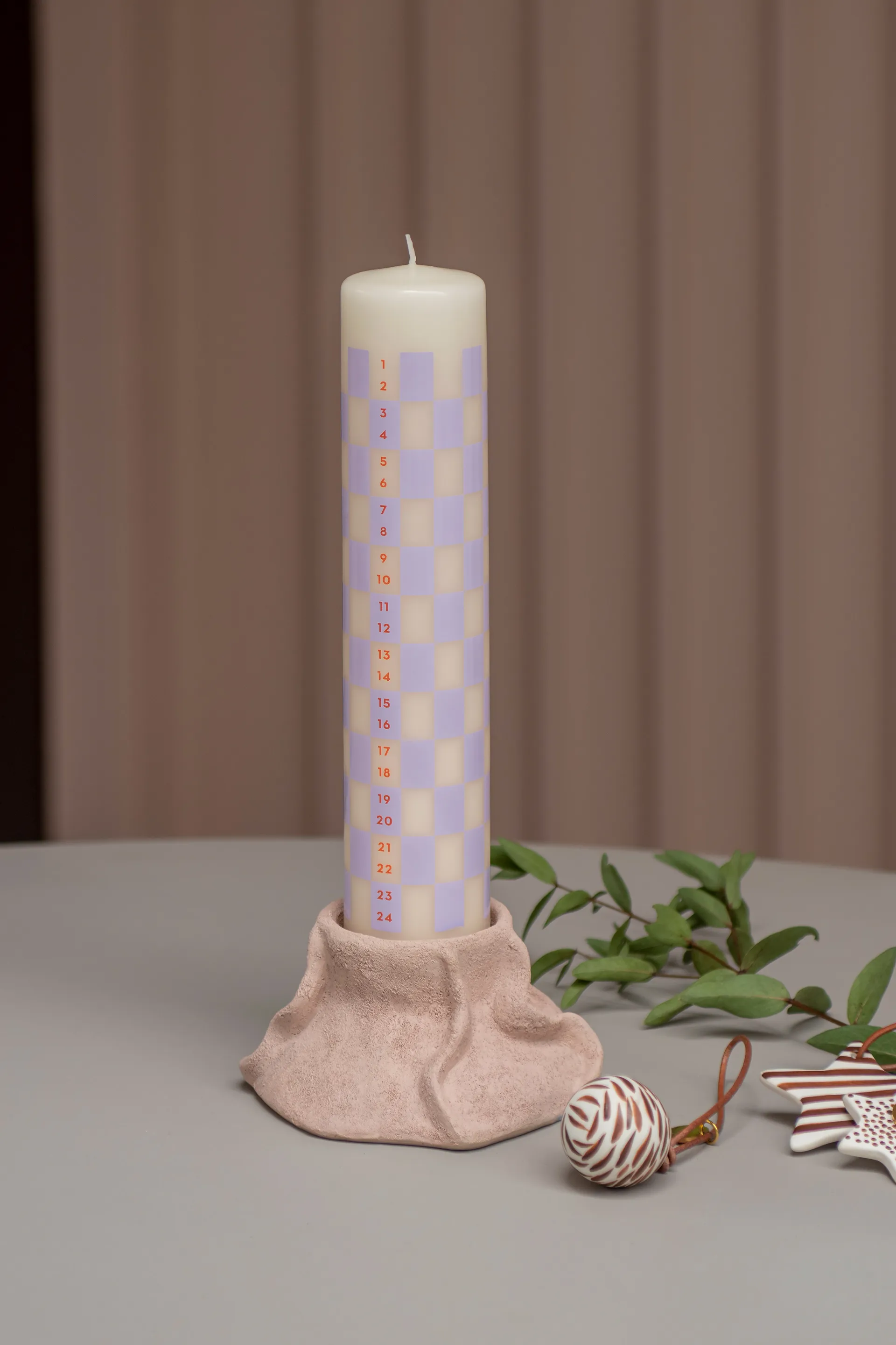 Twentyfour advent candle 25 cm, Light lilac Mette Ditmer