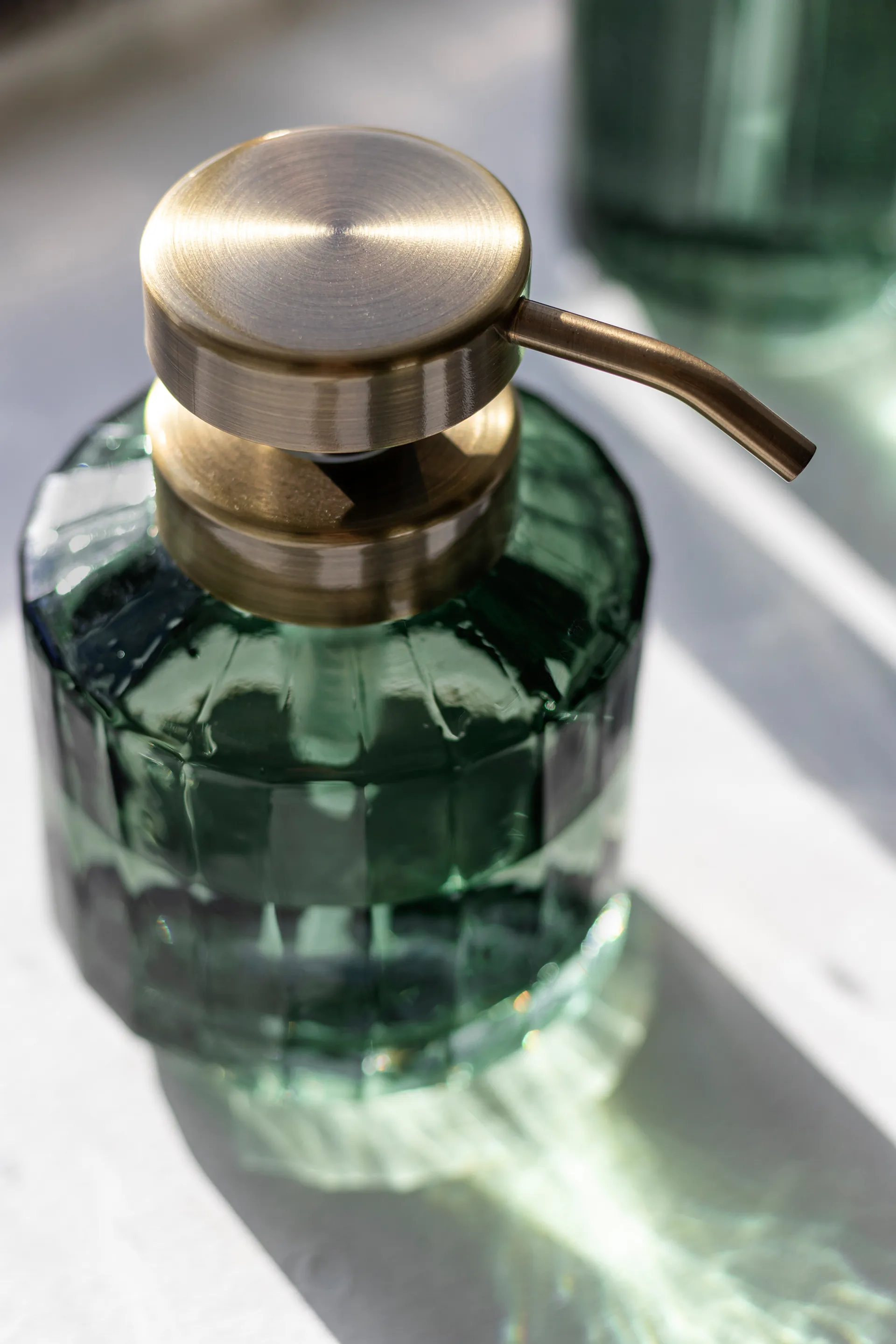 Vision soap dispenser low, Dark forest Mette Ditmer