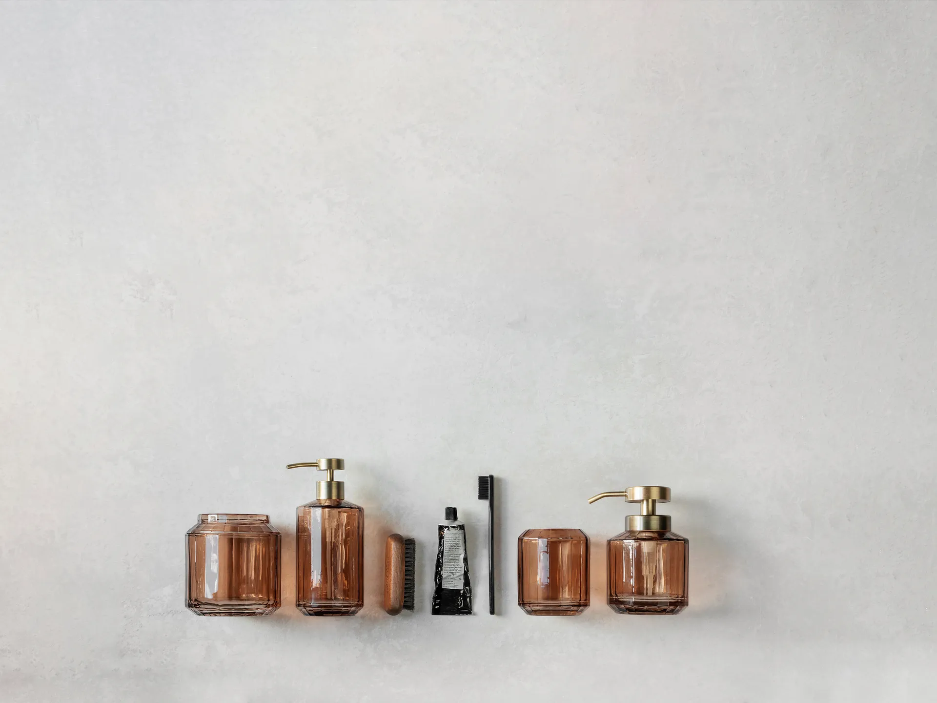 Vision soap dispenser low, Latte Mette Ditmer