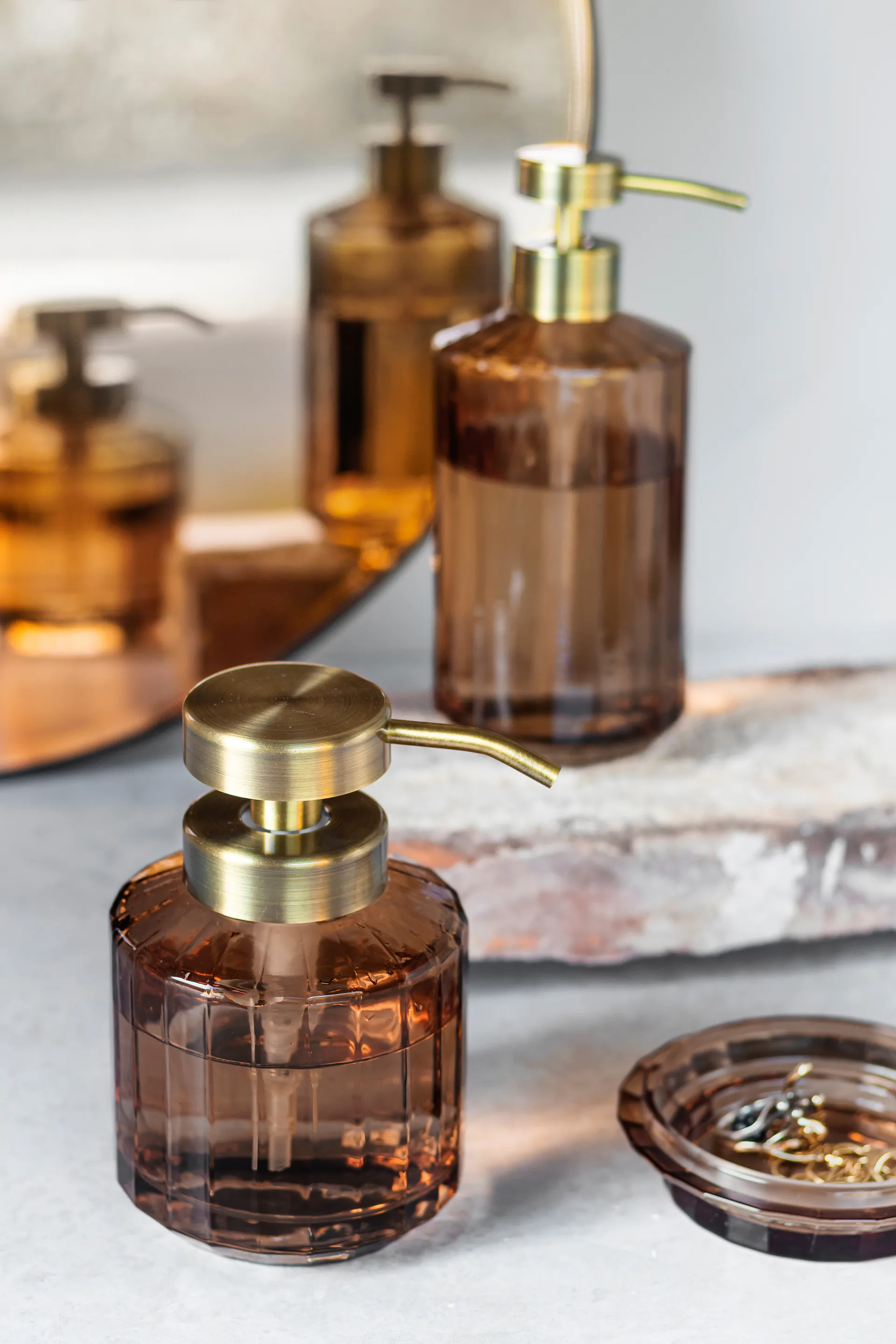 Vision soap dispenser low, Latte Mette Ditmer