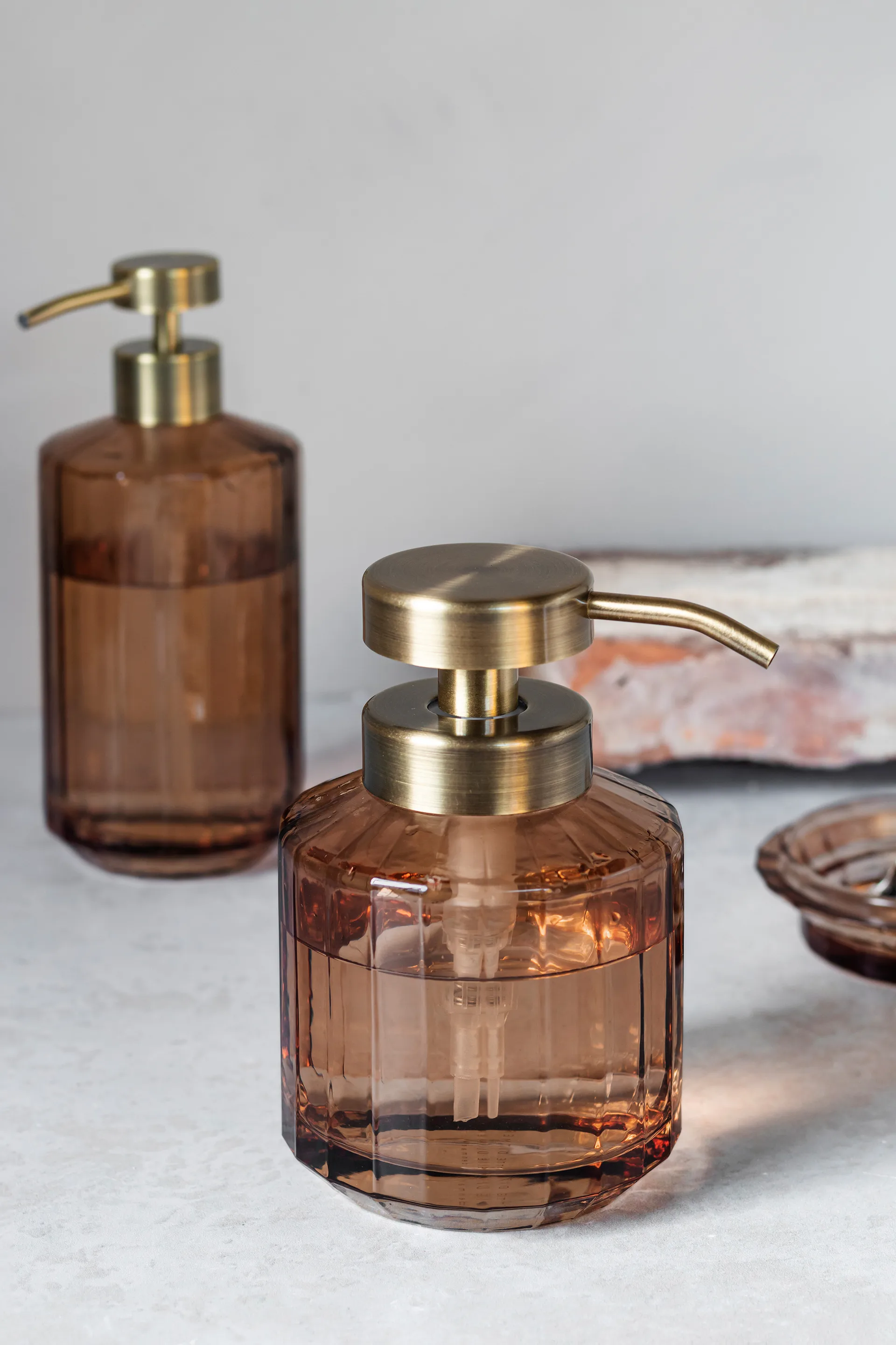 Vision soap dispenser low, Latte Mette Ditmer