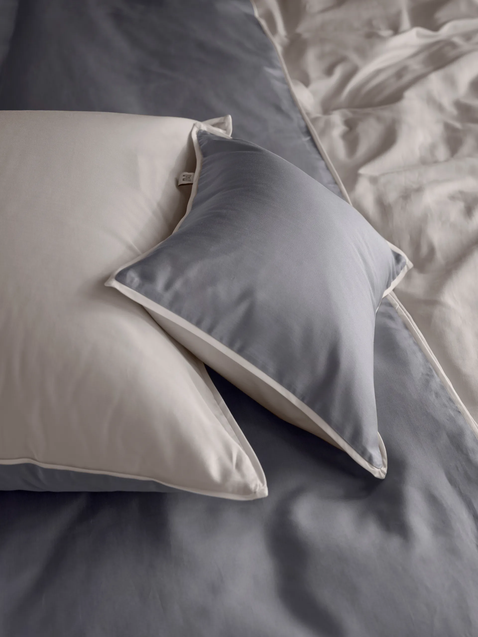 Duetto duvet cover, grey, 150x210 cm Mille Notti