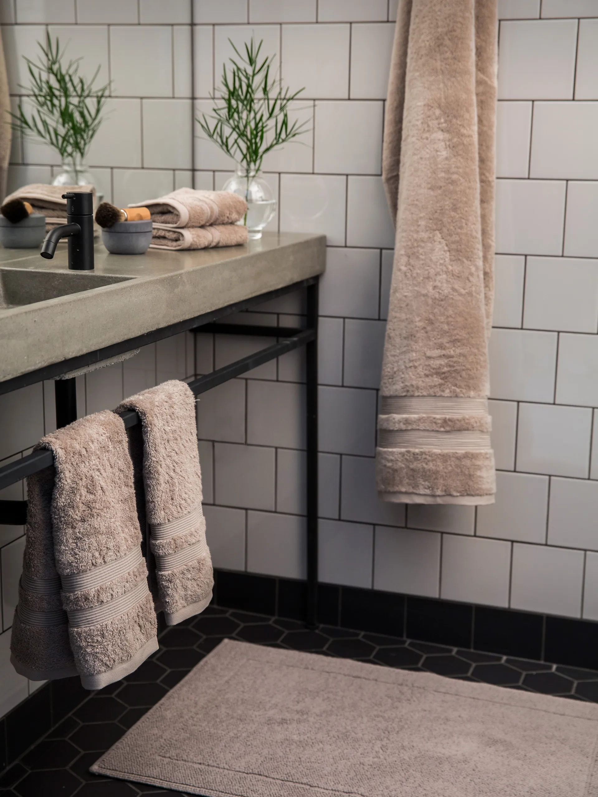 Portofino bathroom rug , Light brown, 60x90 cm Mille Notti