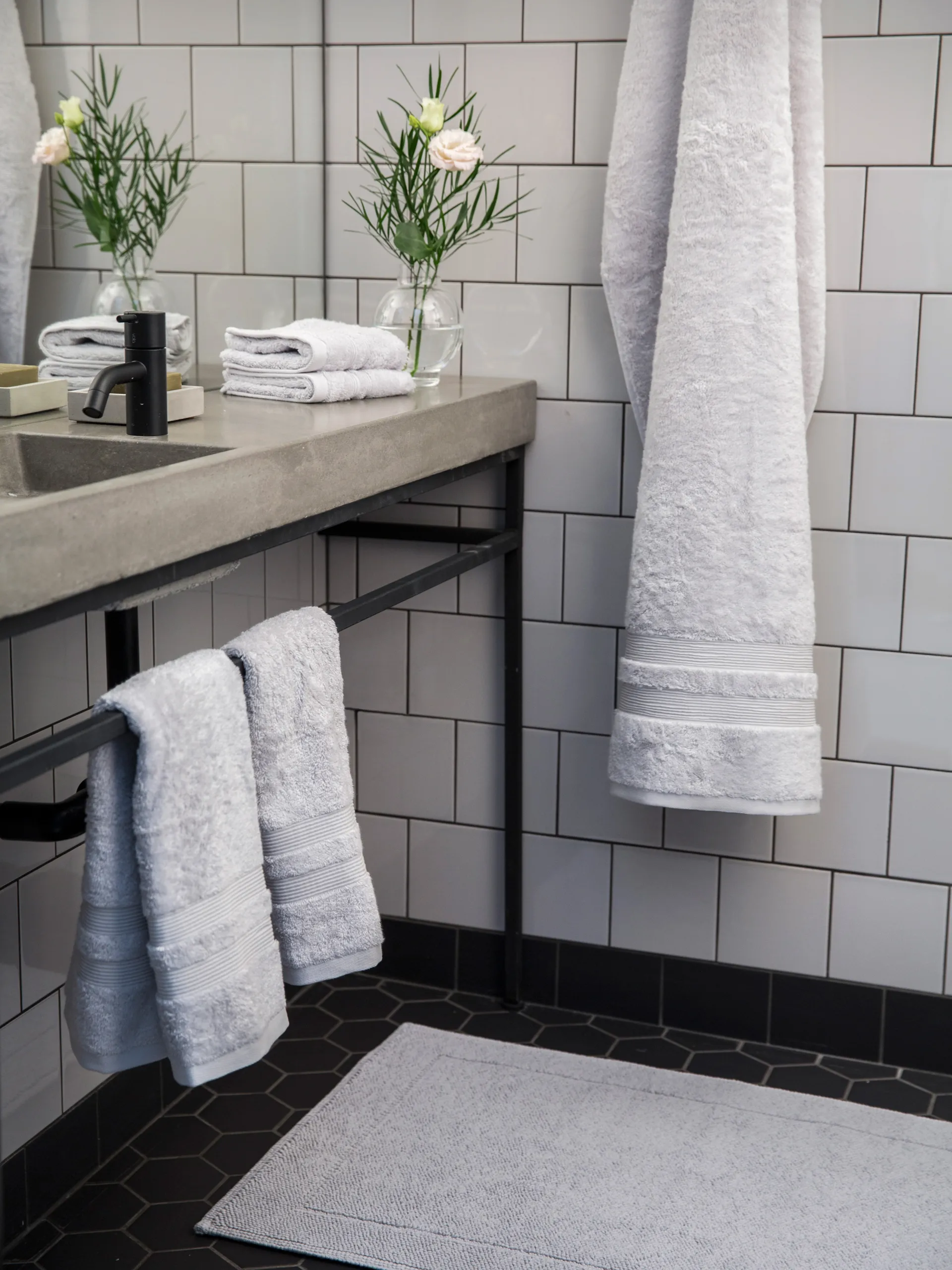 Portofino bathroom rug , Light grey, 60x90 cm Mille Notti