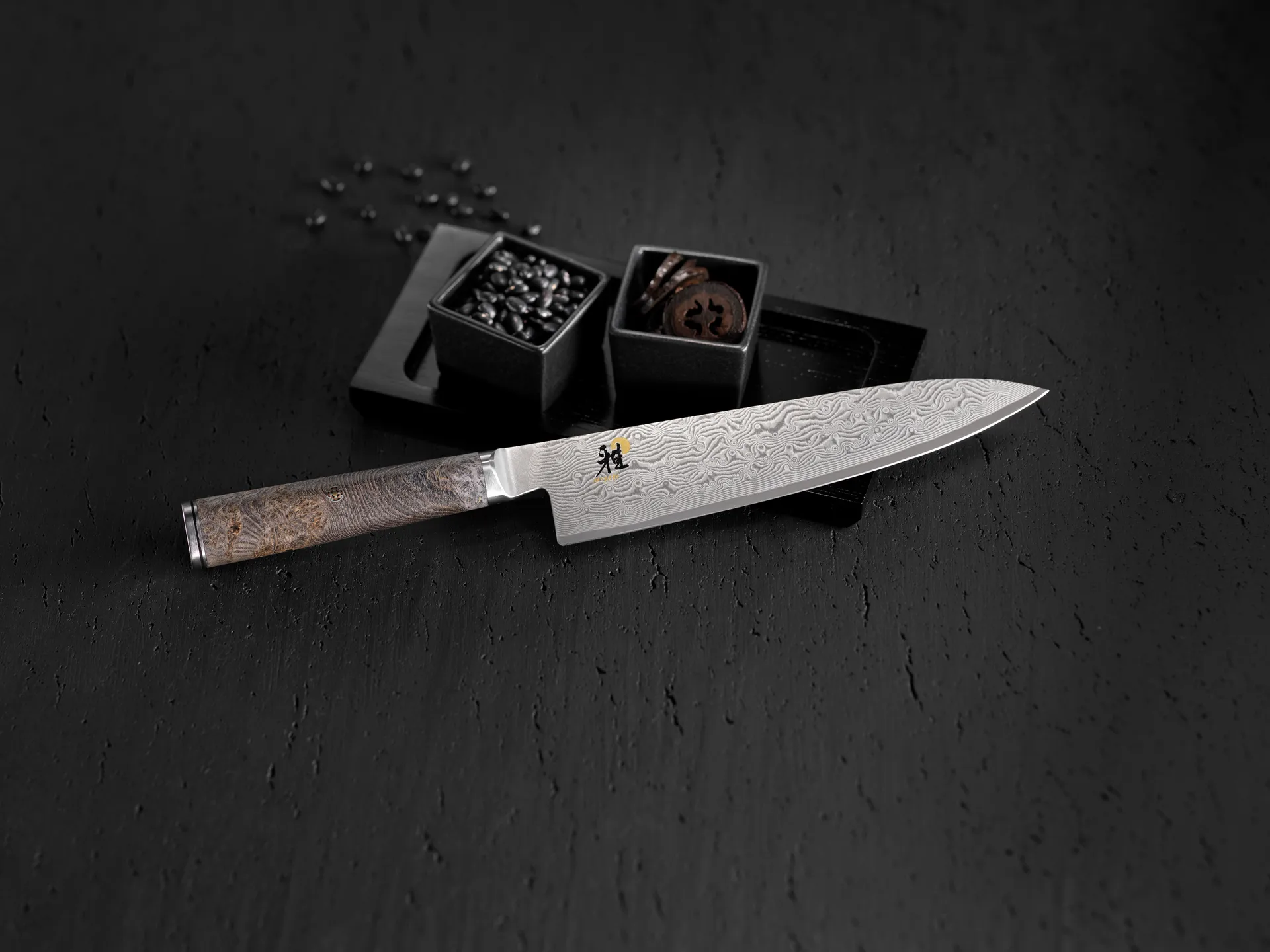 Black 5000MCD 67 chef knife gyutoh 24 cm, Damascus-black maple Miyabi
