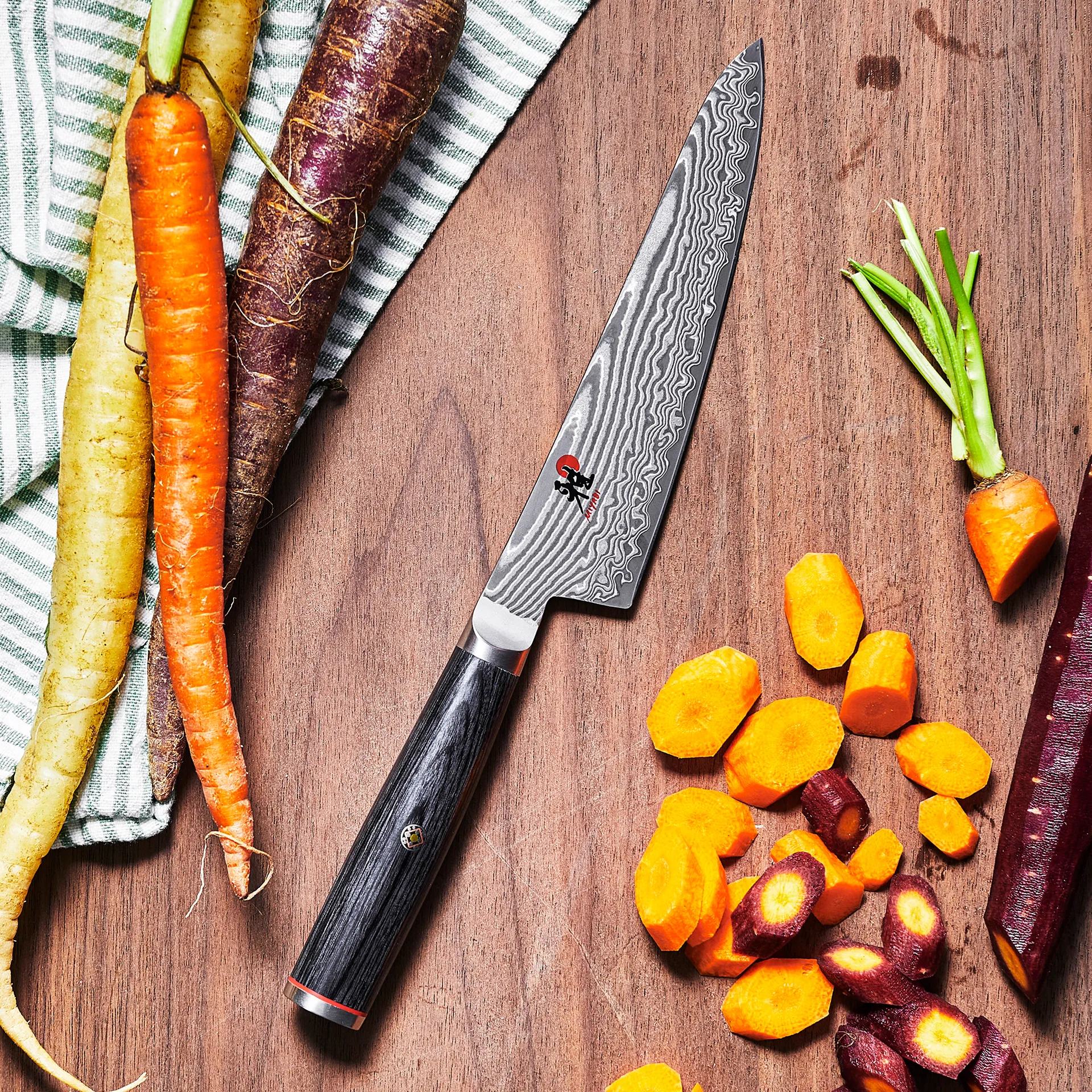 Raw 5000FCD shotoh peeling knife 14 cm, Damascus-black Miyabi