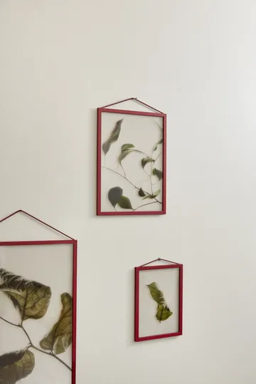 Moebe frame A4 22.6x31.3 cm - Transparent. Red - MOEBE