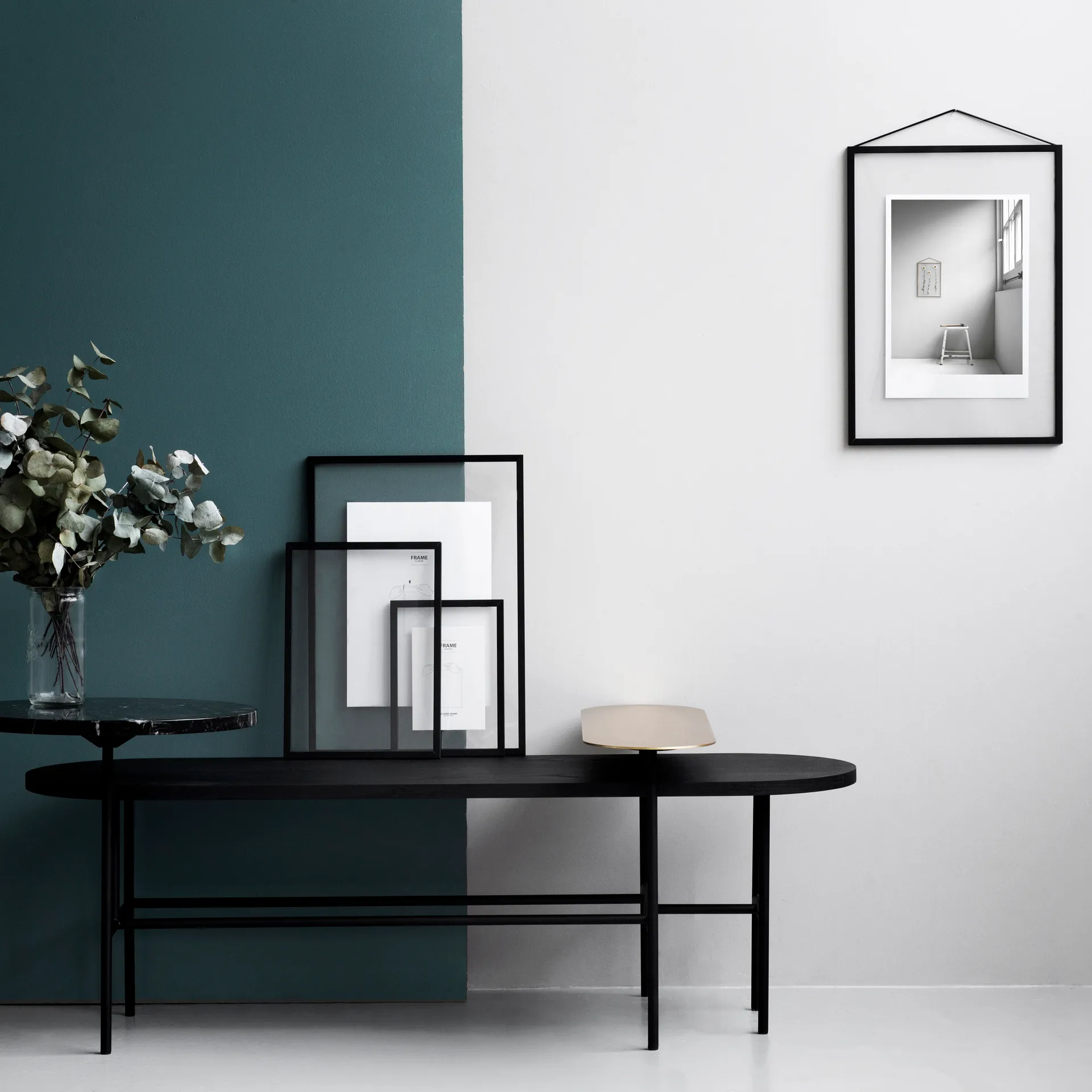 Moebe Frame A4 23x31,7 cm, Black MOEBE