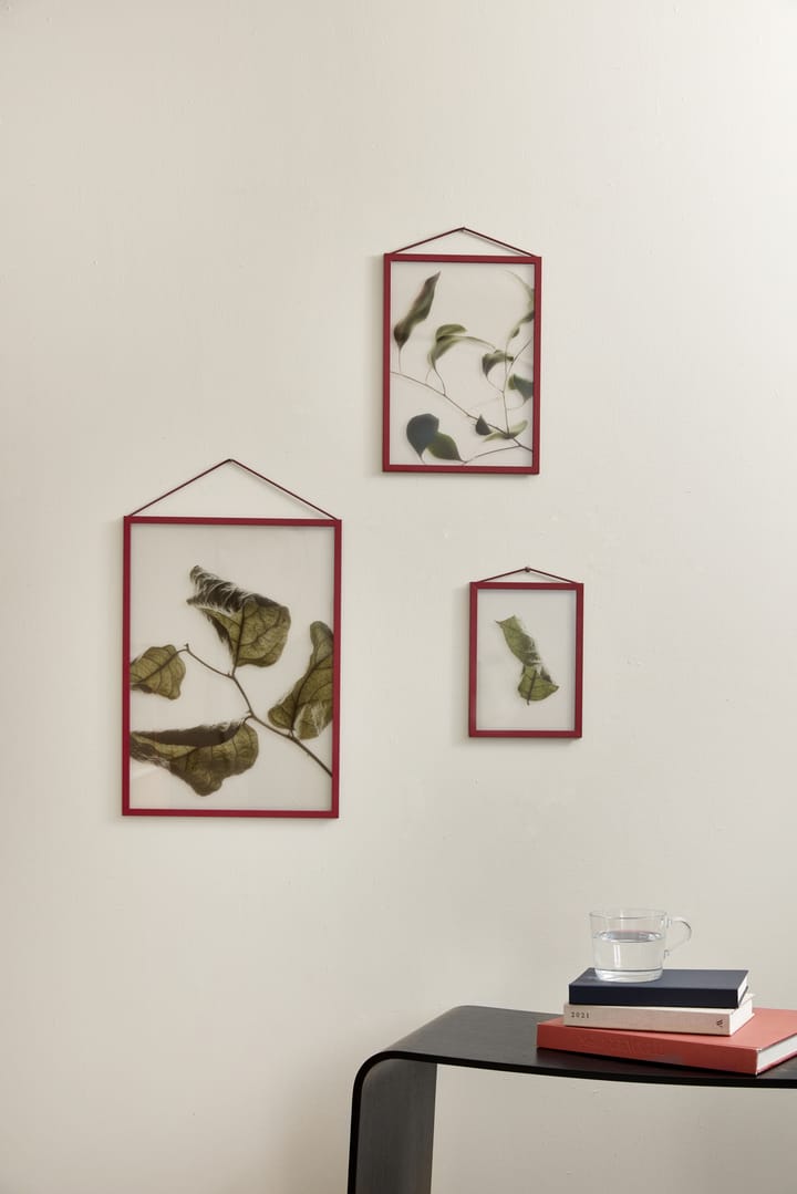 Moebe frame A5 16.5x22.7 cm, Transparent. Red MOEBE