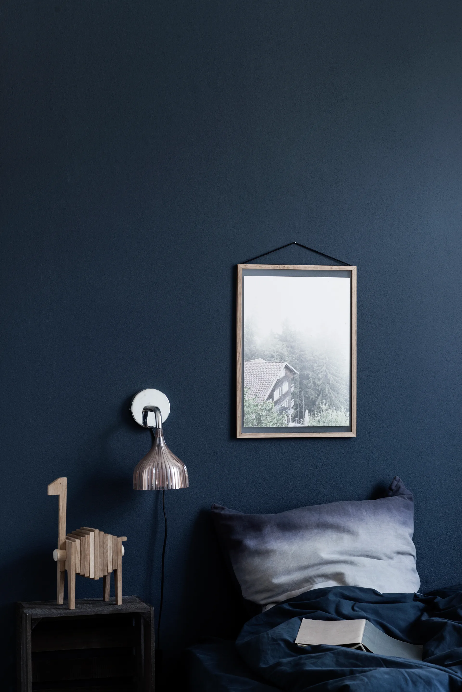 Moebe oak frame 40x50 cm, Transparent. Wood. Black MOEBE