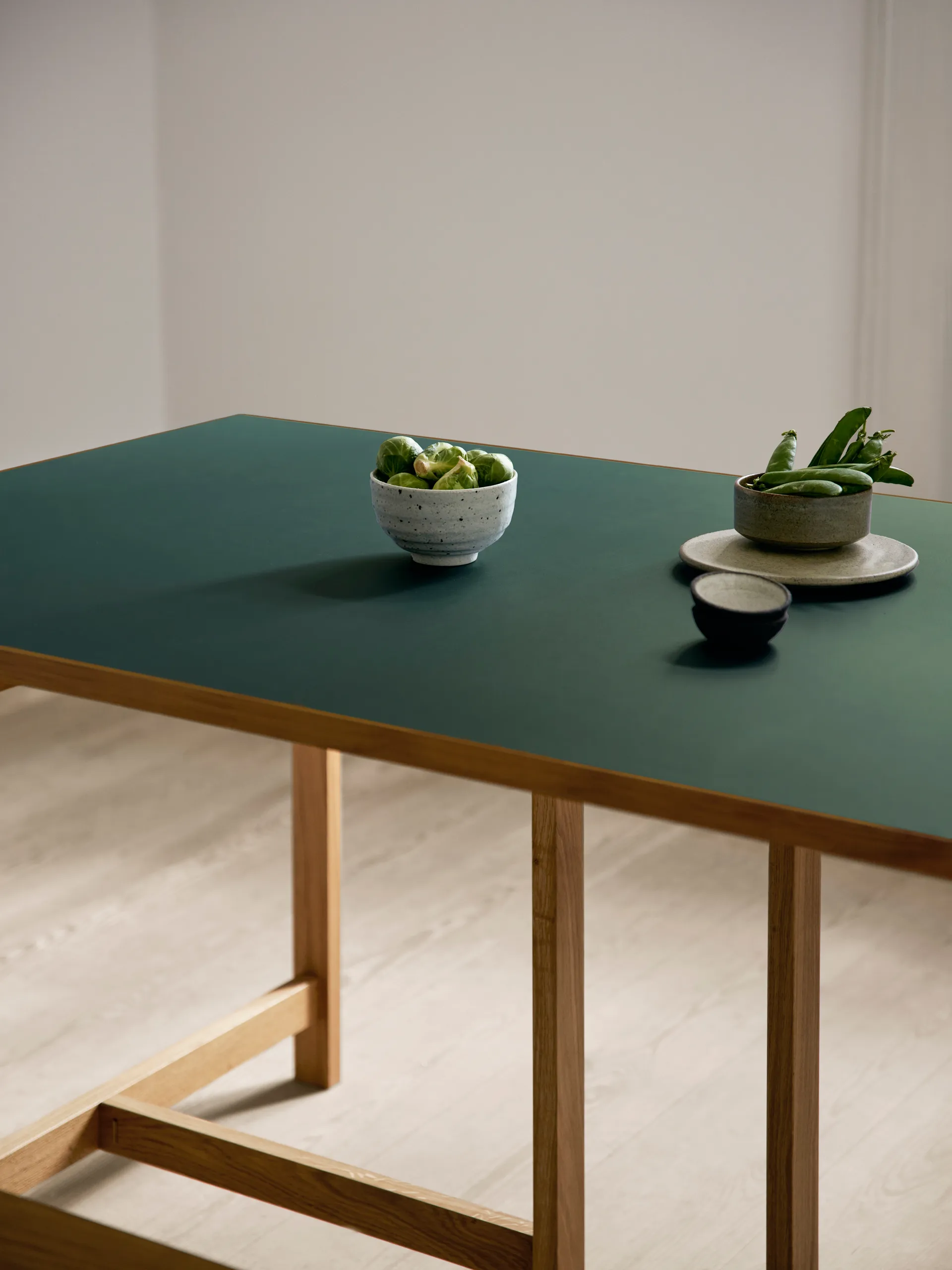 Moebe Rectangular dining table, Green, 220x90 cm MOEBE