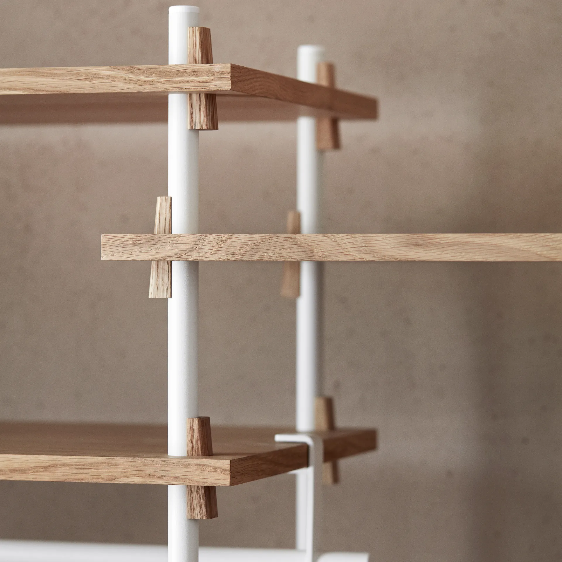 Moebe shelf legs 115 cm 2-pack, White MOEBE