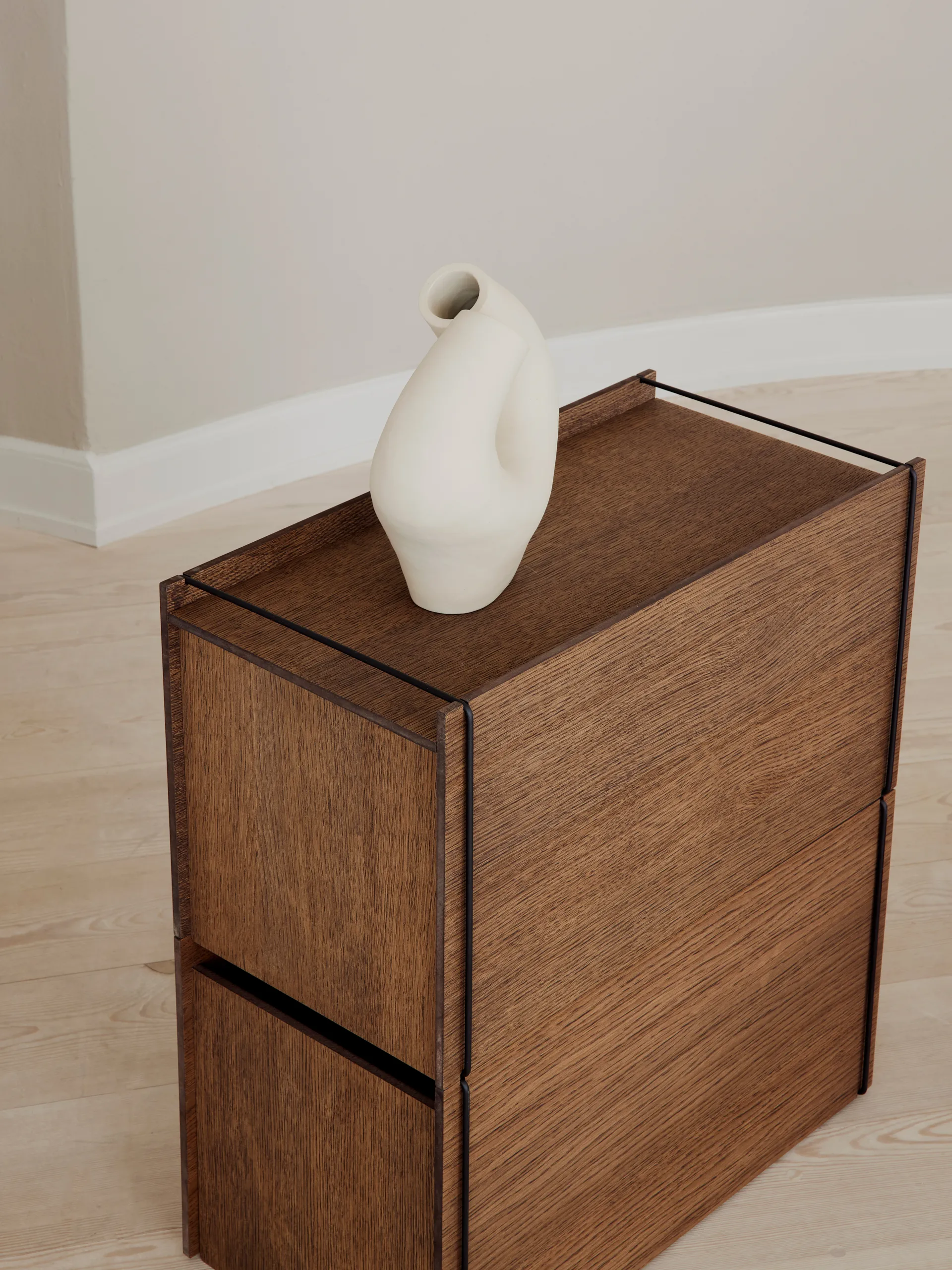 Moebe storage box, Smoked oak-black MOEBE