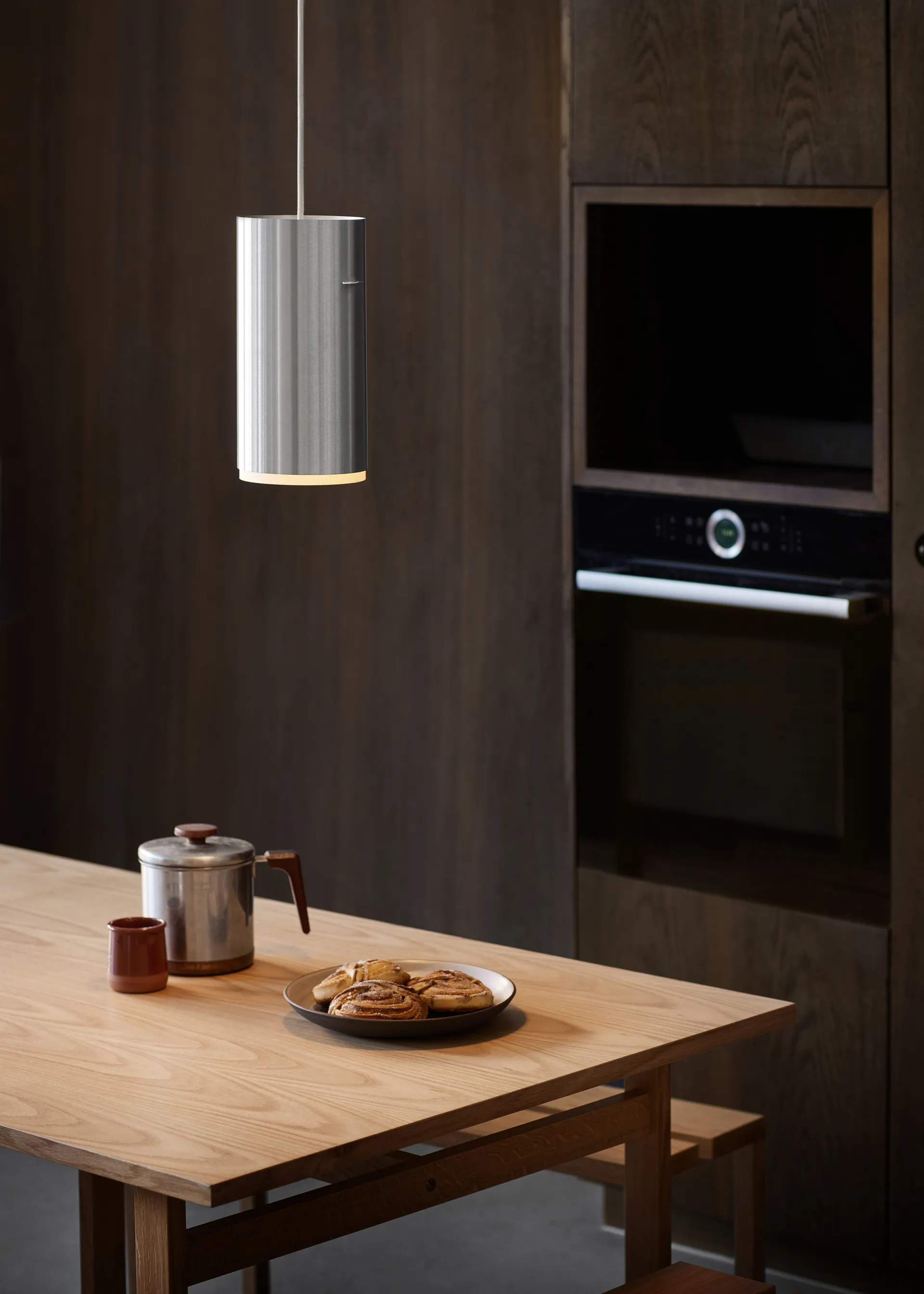 Moebe Tube pendant lamp large Ø14 cm, Brushed aluminum MOEBE