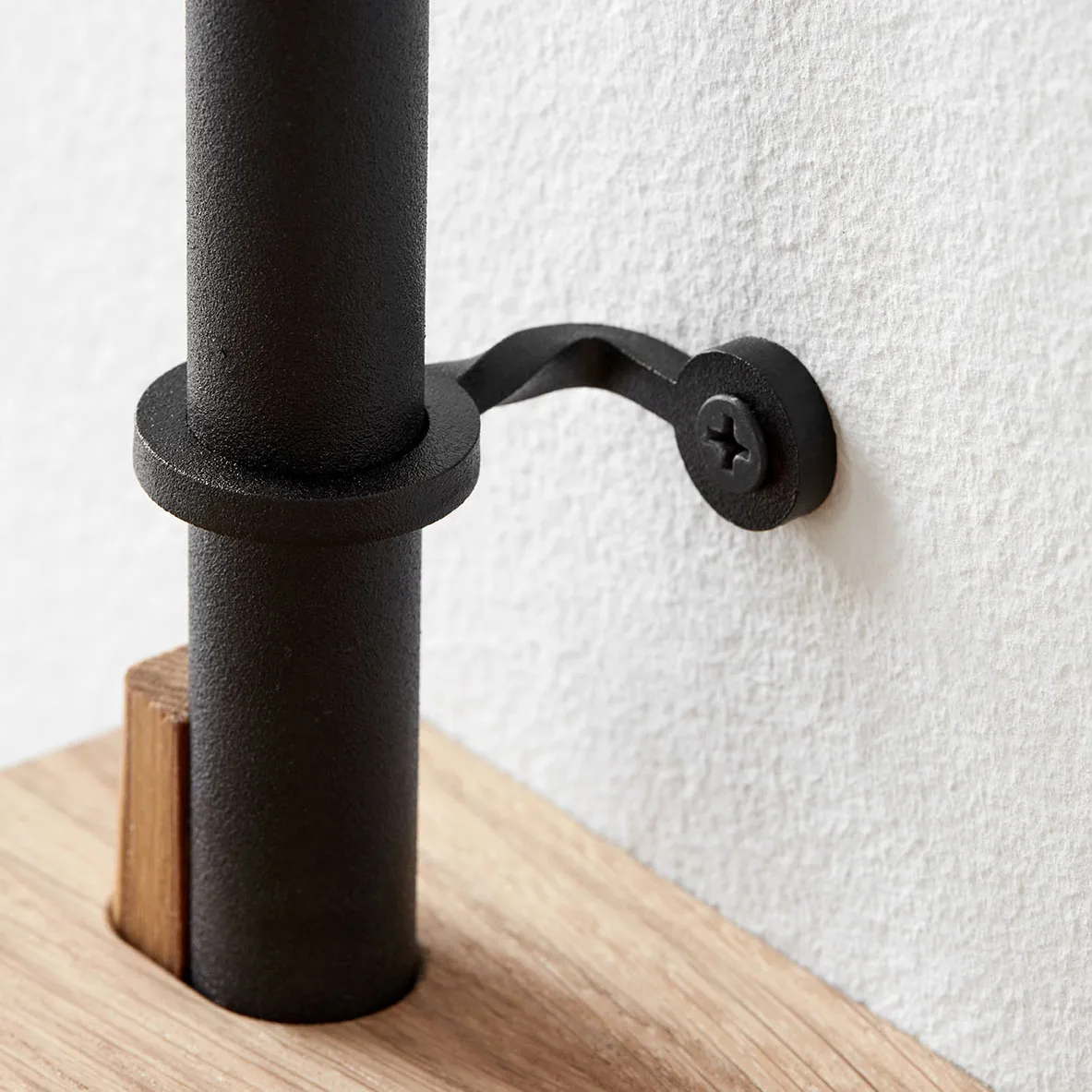 Moebe wall mount and plugs, Black MOEBE