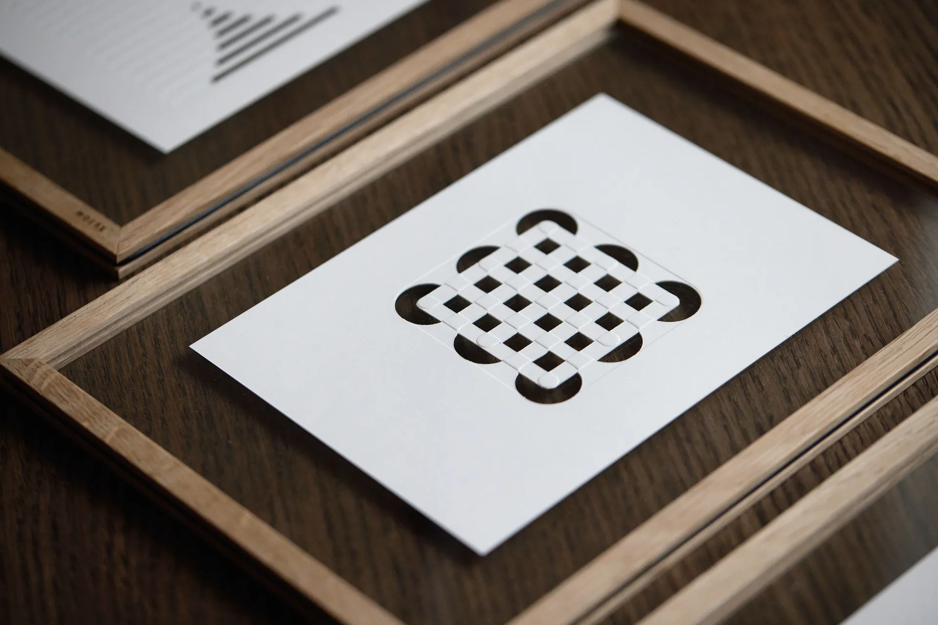 Relief artwork circles & squares 14.8x21 cm, Off White MOEBE