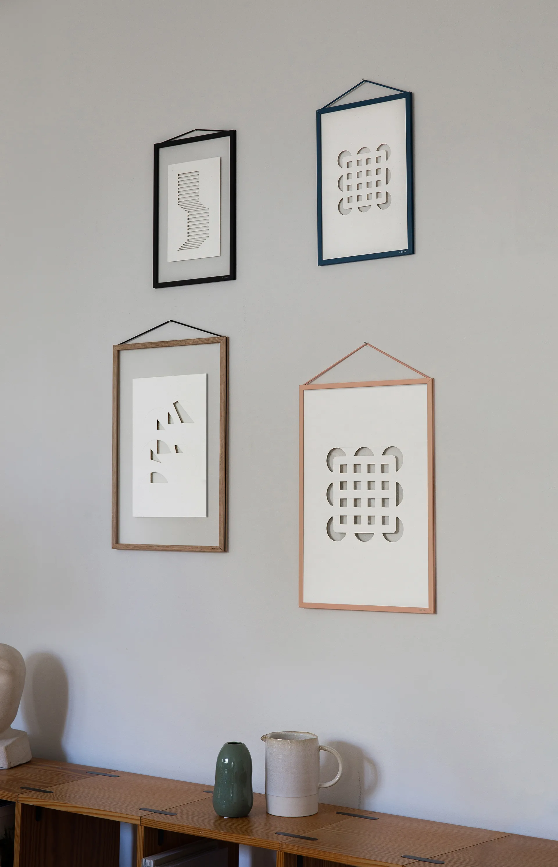 Relief artwork circles & squares 21x29.7 cm, Off White MOEBE