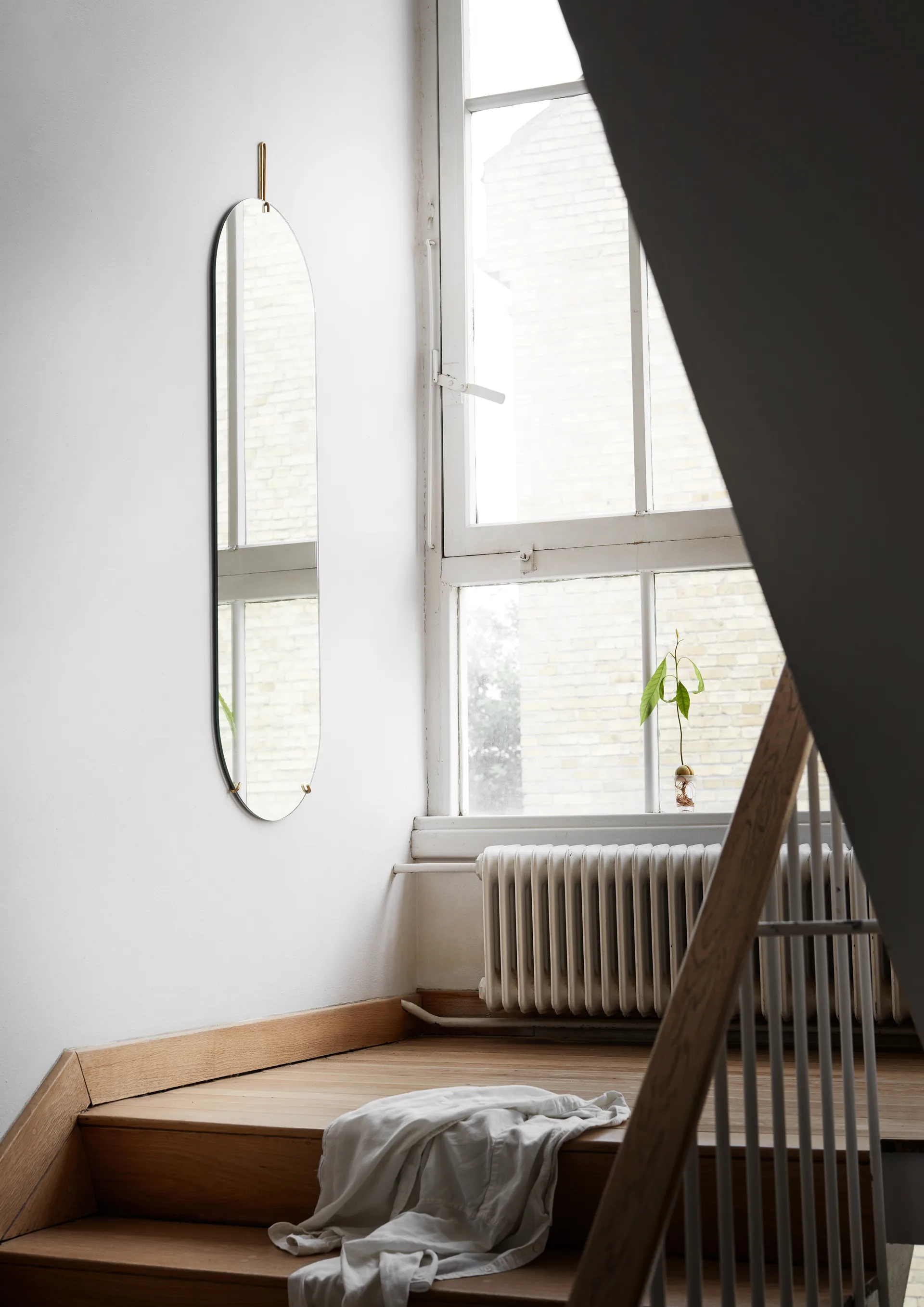 Wall mirror 40.4x146.9 cm, Brass MOEBE