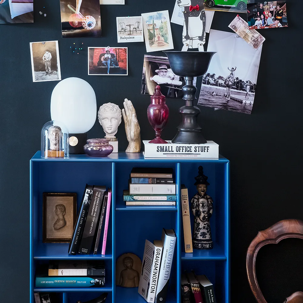 COMPILE decorative shelf 69.6x69.6 cm, Oyster 156 Montana