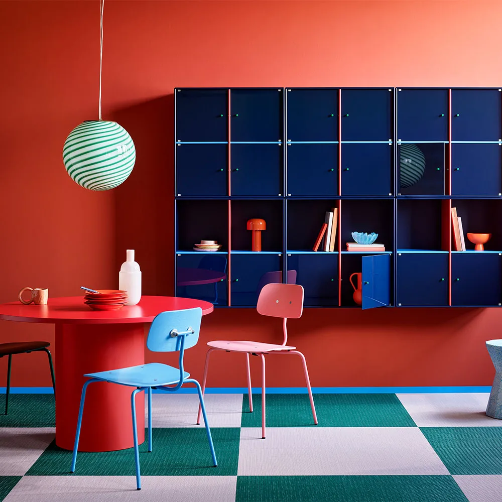 Kevi 2060 chair, Rhubarb laquered stand-stained ash Montana