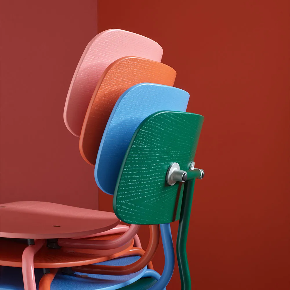 Kevi 2060 chair, Rhubarb laquered stand-stained ash Montana