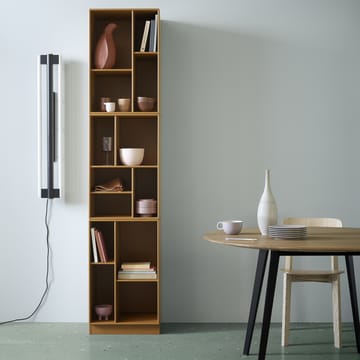 Loom bookshelf - Black 05, incl. 3 cm base - Montana
