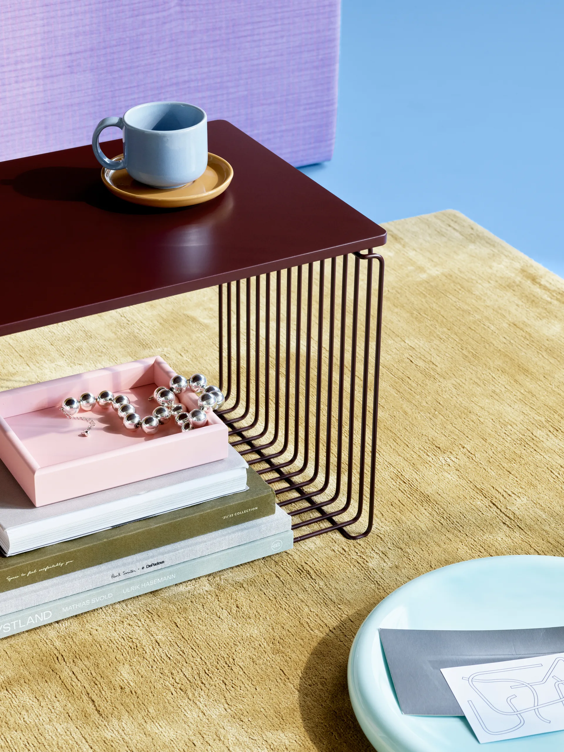 Panton Wire Extended shelf 70x34,8x34,8 cm, Black red Montana