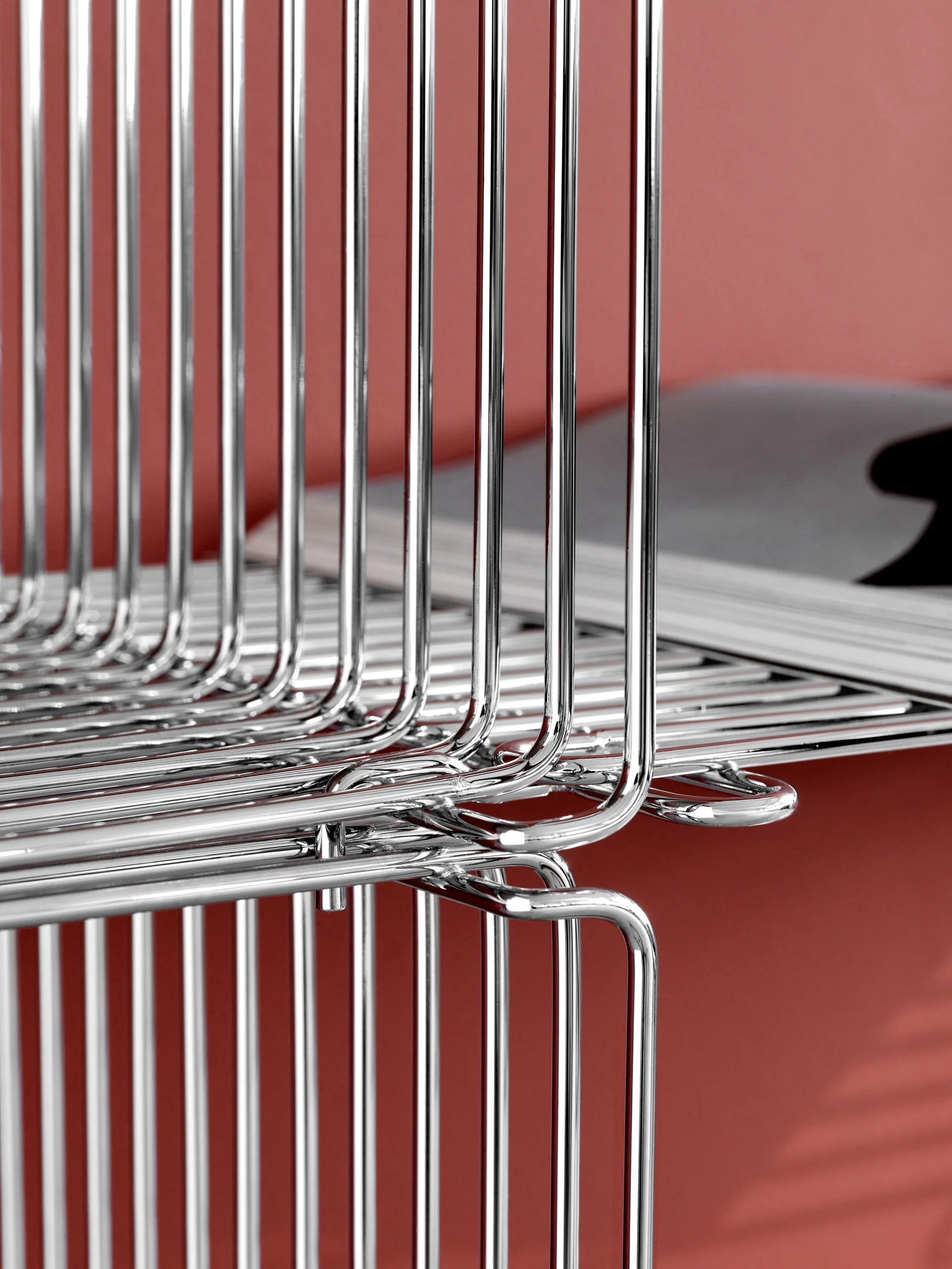 Panton Wire Single shelf 34,8x34,8x34,8 cm, Chrome Montana