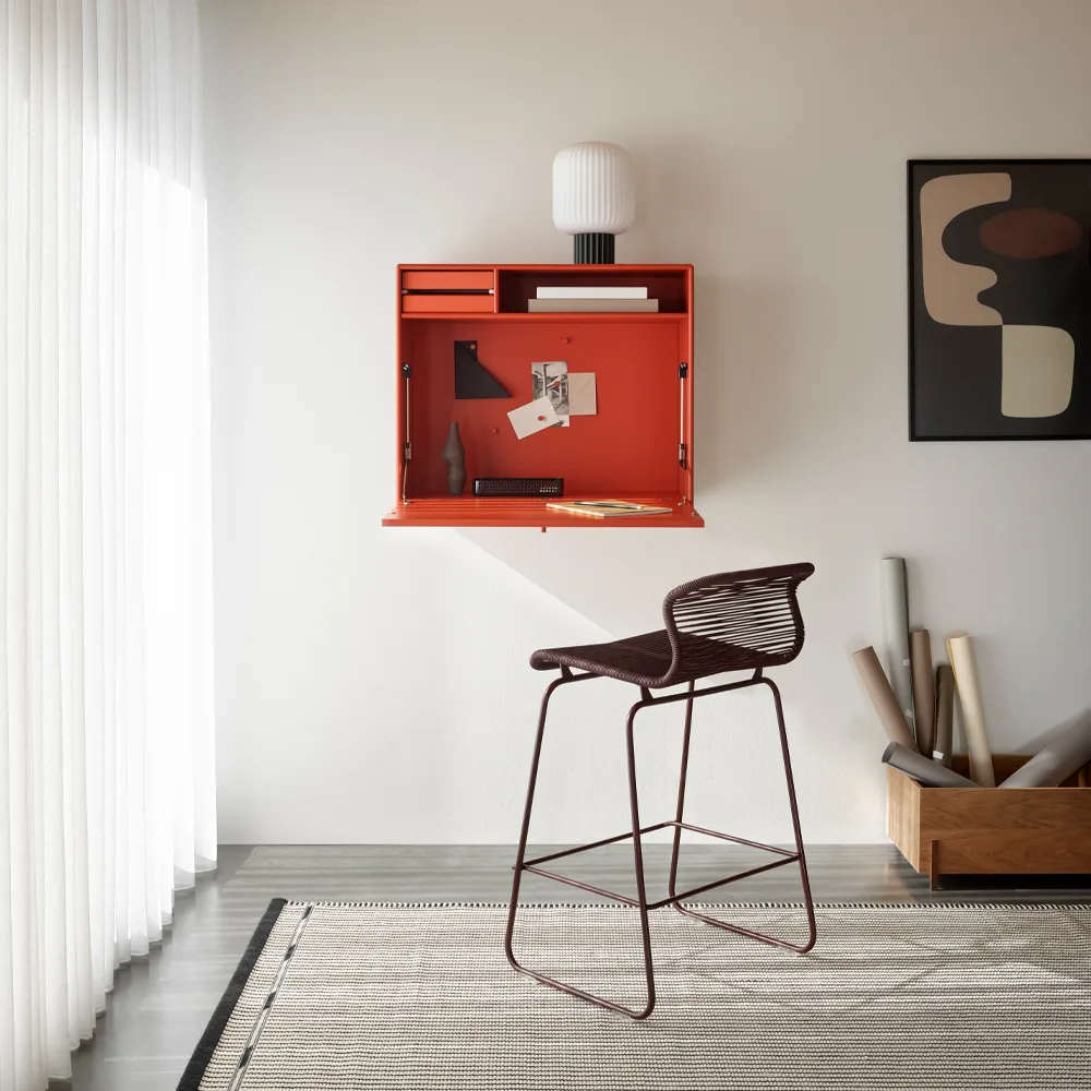 STUDIO desk, wall hung, Beetroot 165 Montana