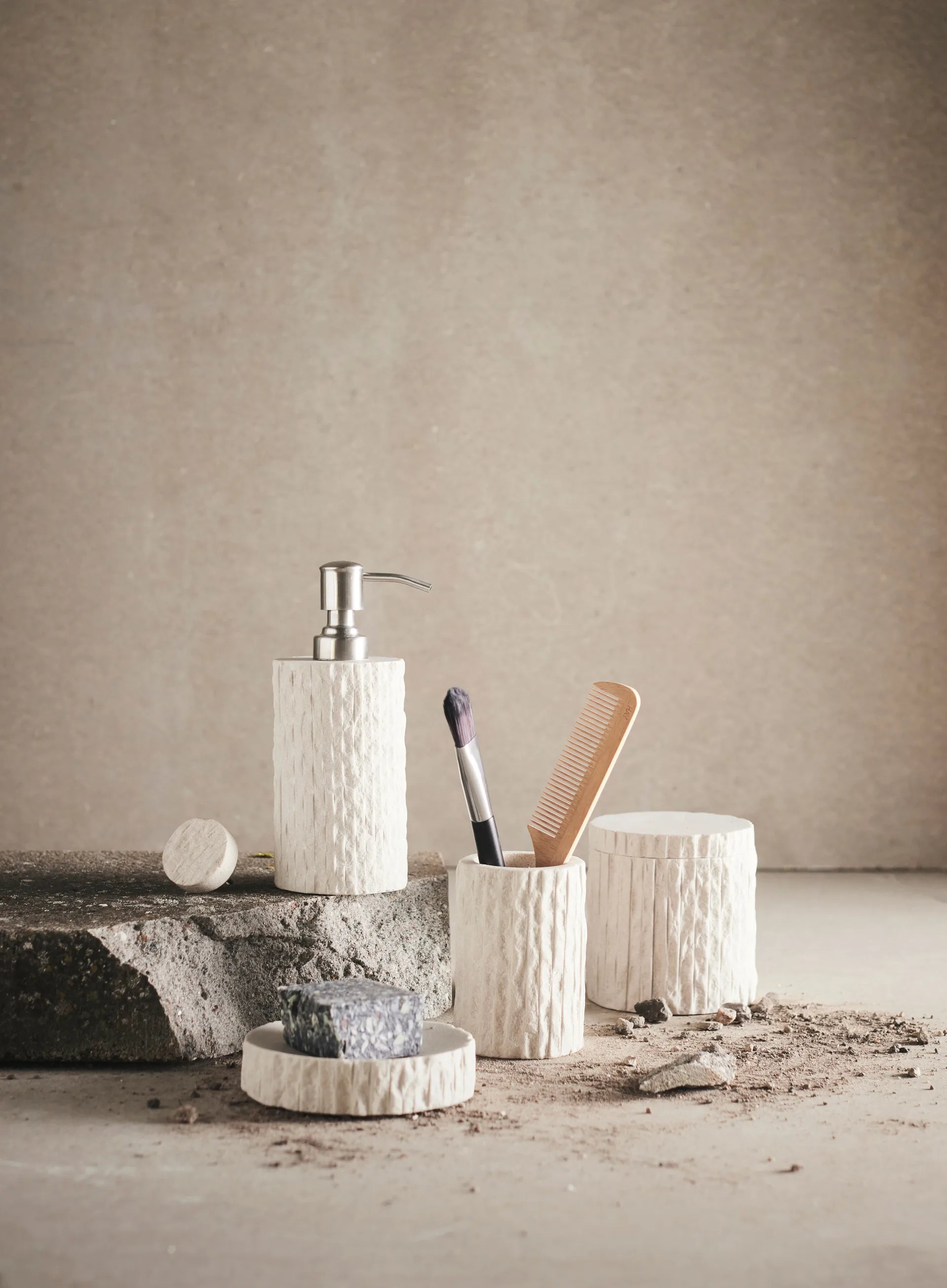 Kama toothbrush holder, Sand MUUBS