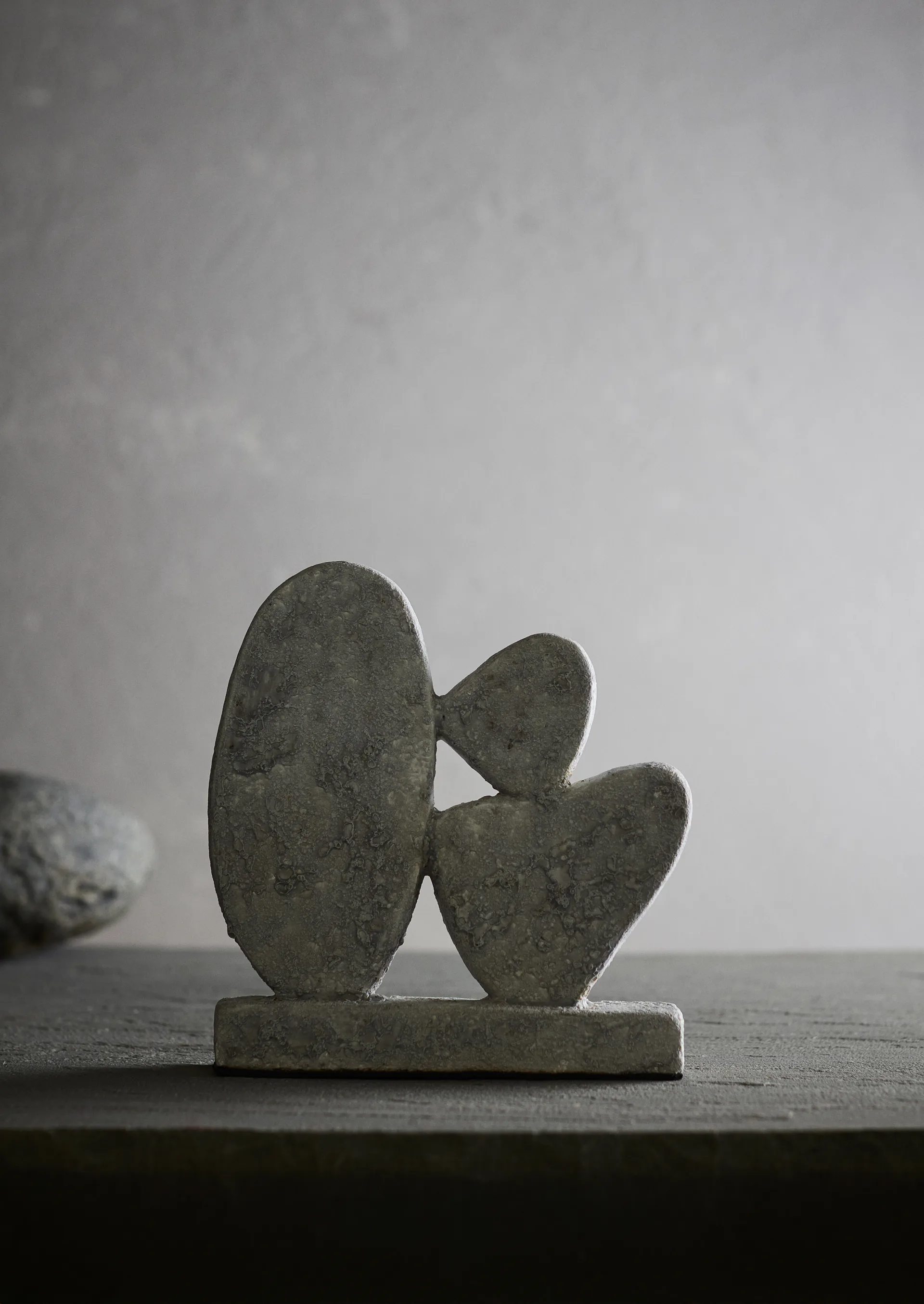Luna sculpture, Grey, 12x3x21.5 cm MUUBS