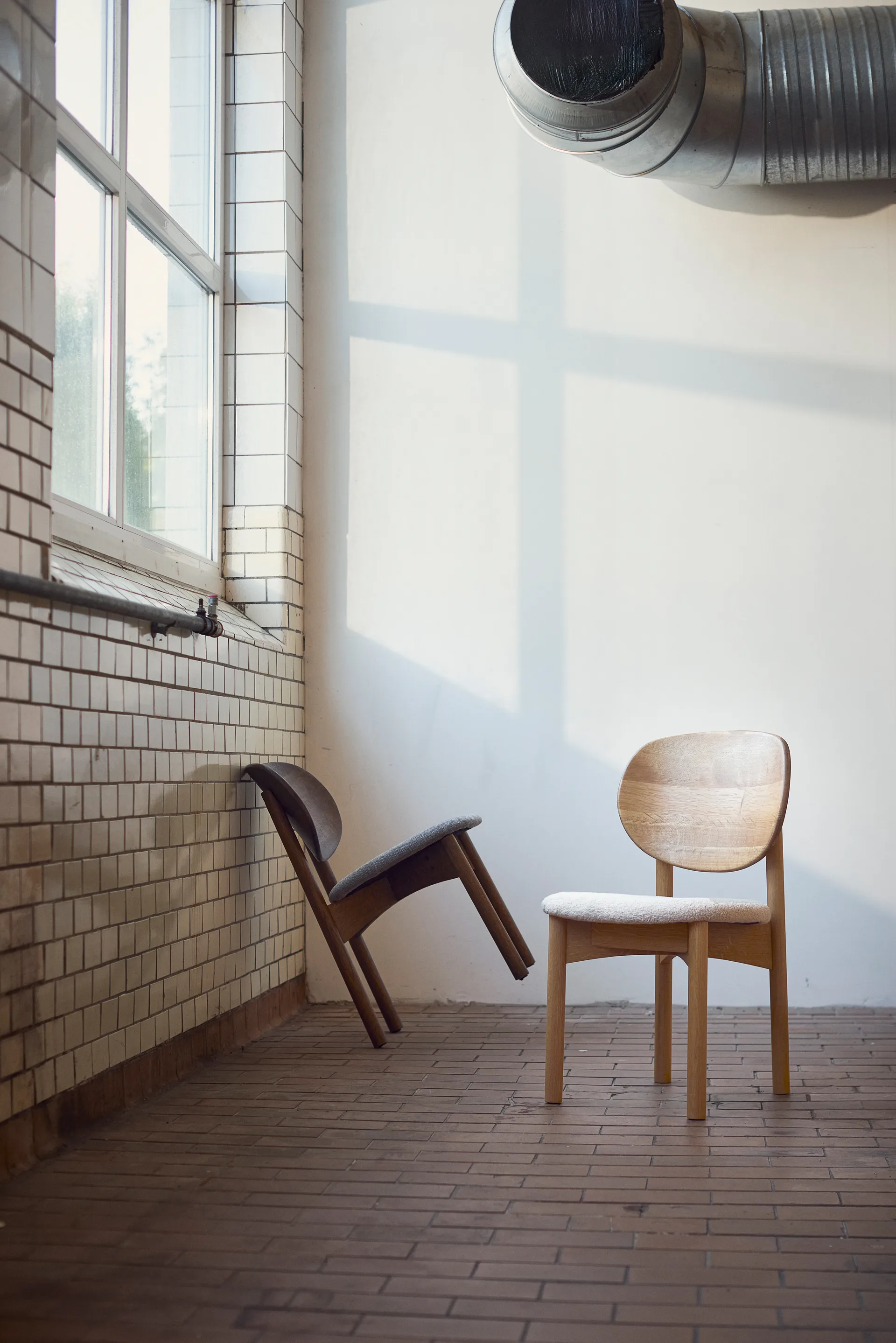 Oka chair, Dark oiled oak, grey MUUBS