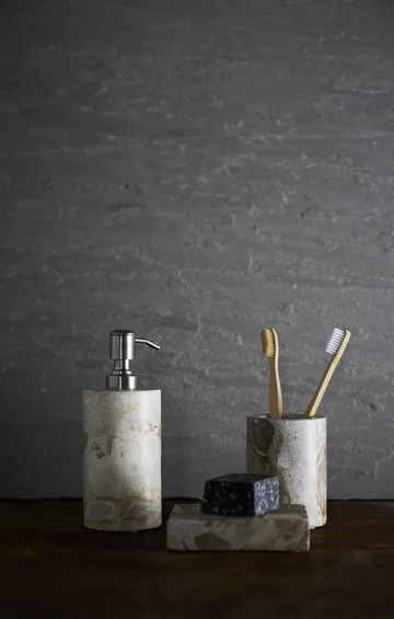 White soap pump - Seashell - MUUBS