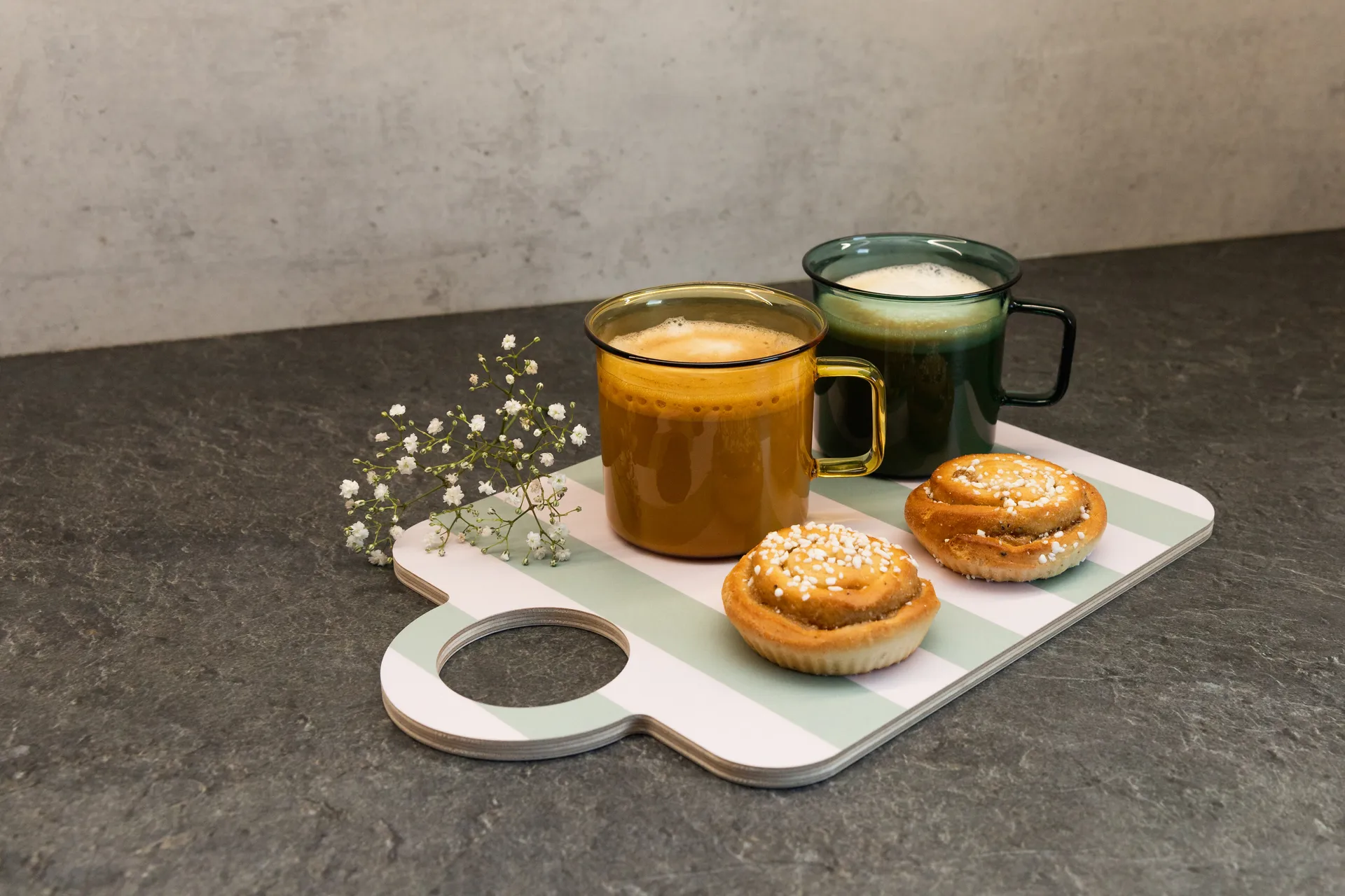 Checks & Stripes tray 21x31 cm, Mint-blue Muurla