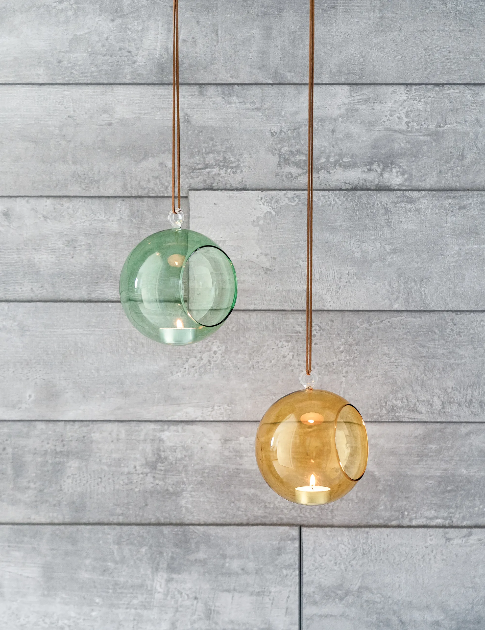 Muurla decorative hanging ball Ø12 cm, Amber Muurla