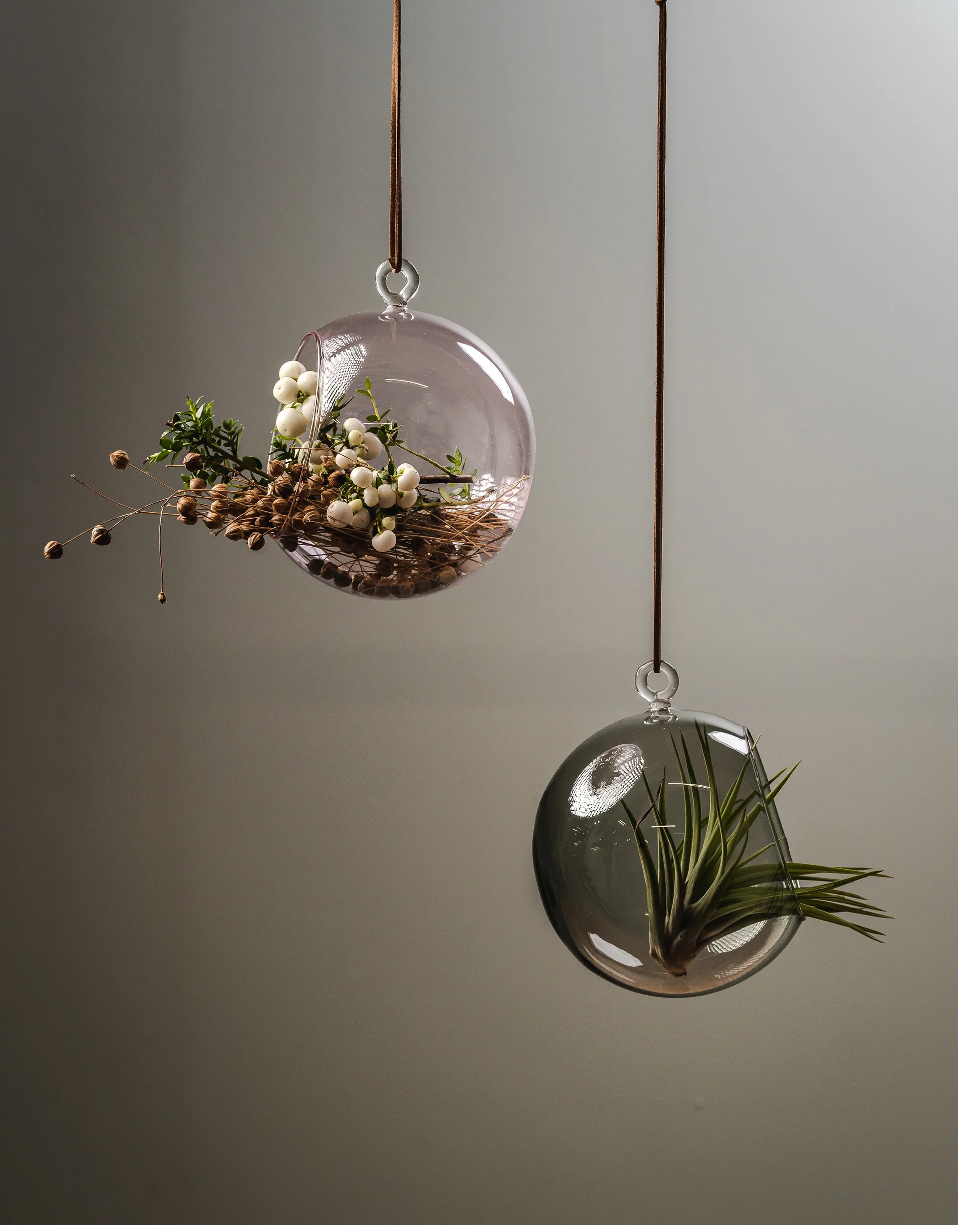Muurla decorative hanging ball Ø12 cm, grey Muurla