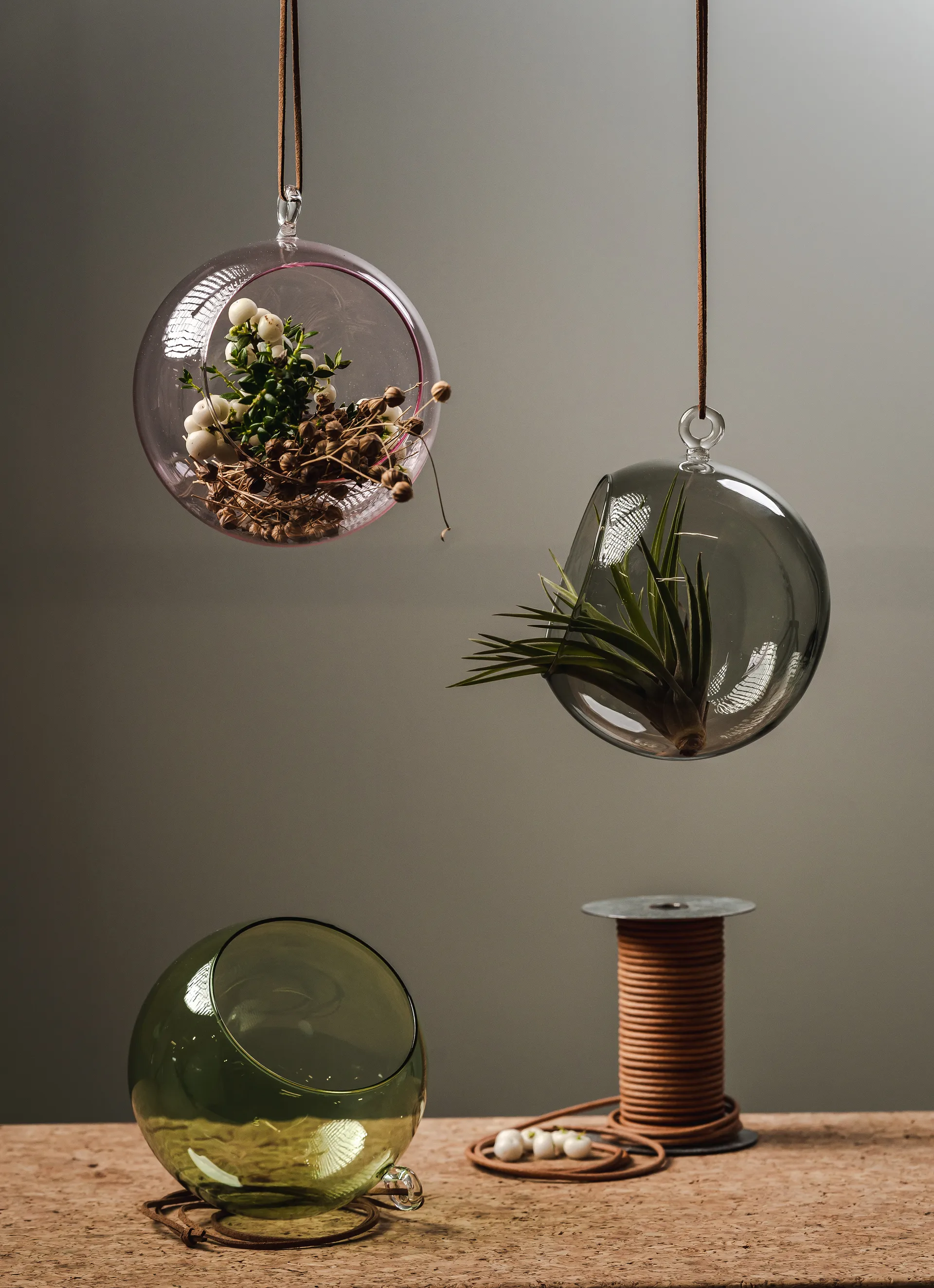 Muurla decorative hanging ball Ø12 cm, grey Muurla